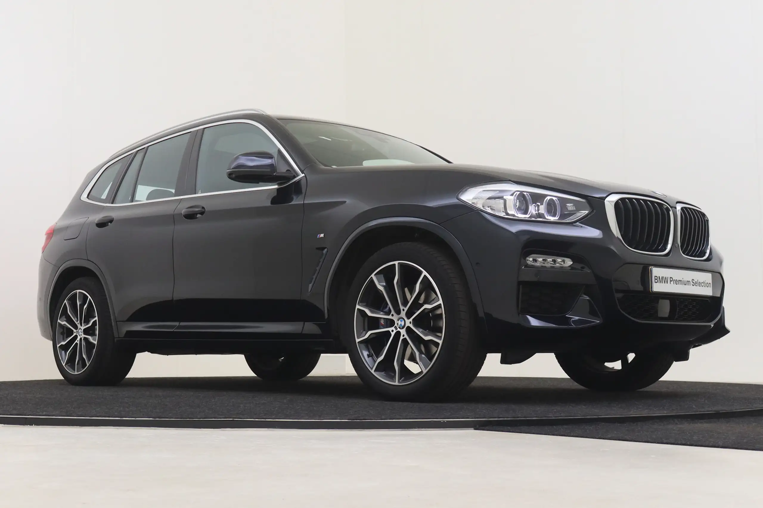 BMW - X3