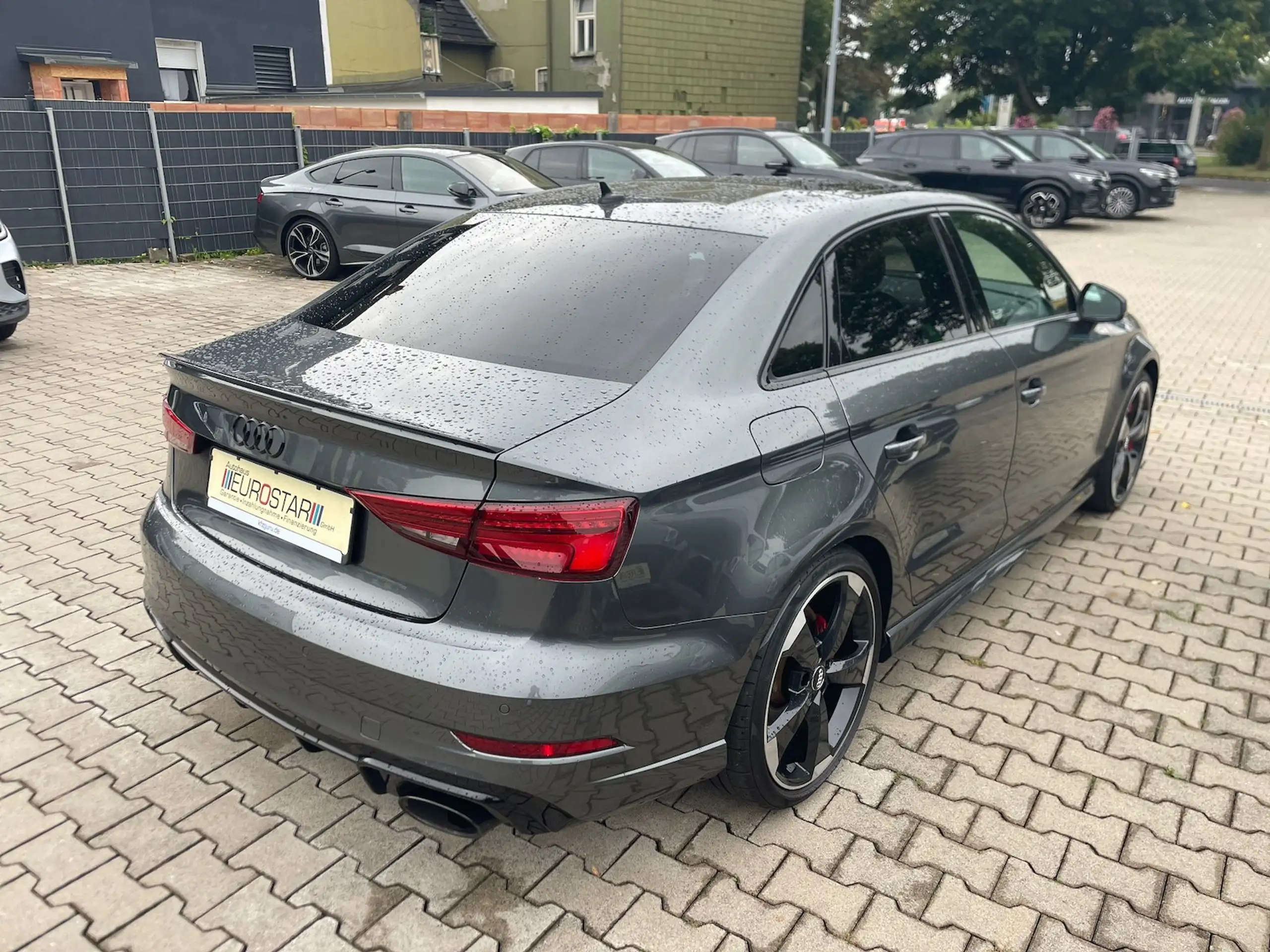 Audi - RS3