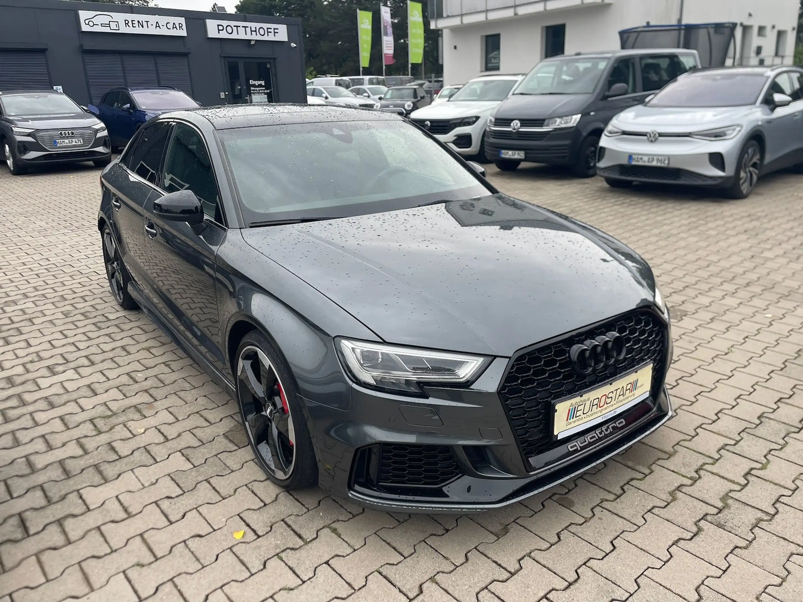 Audi - RS3