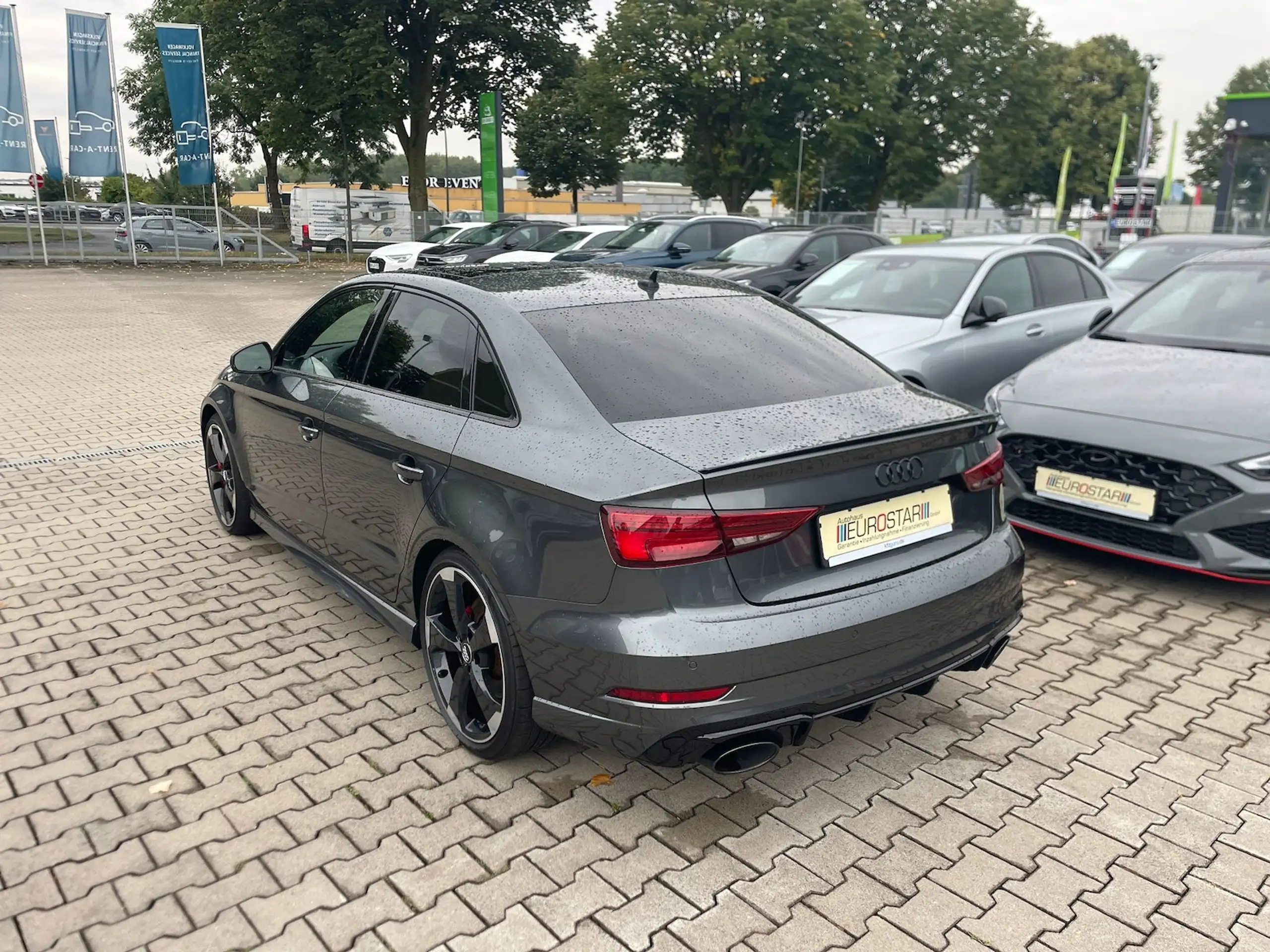 Audi - RS3