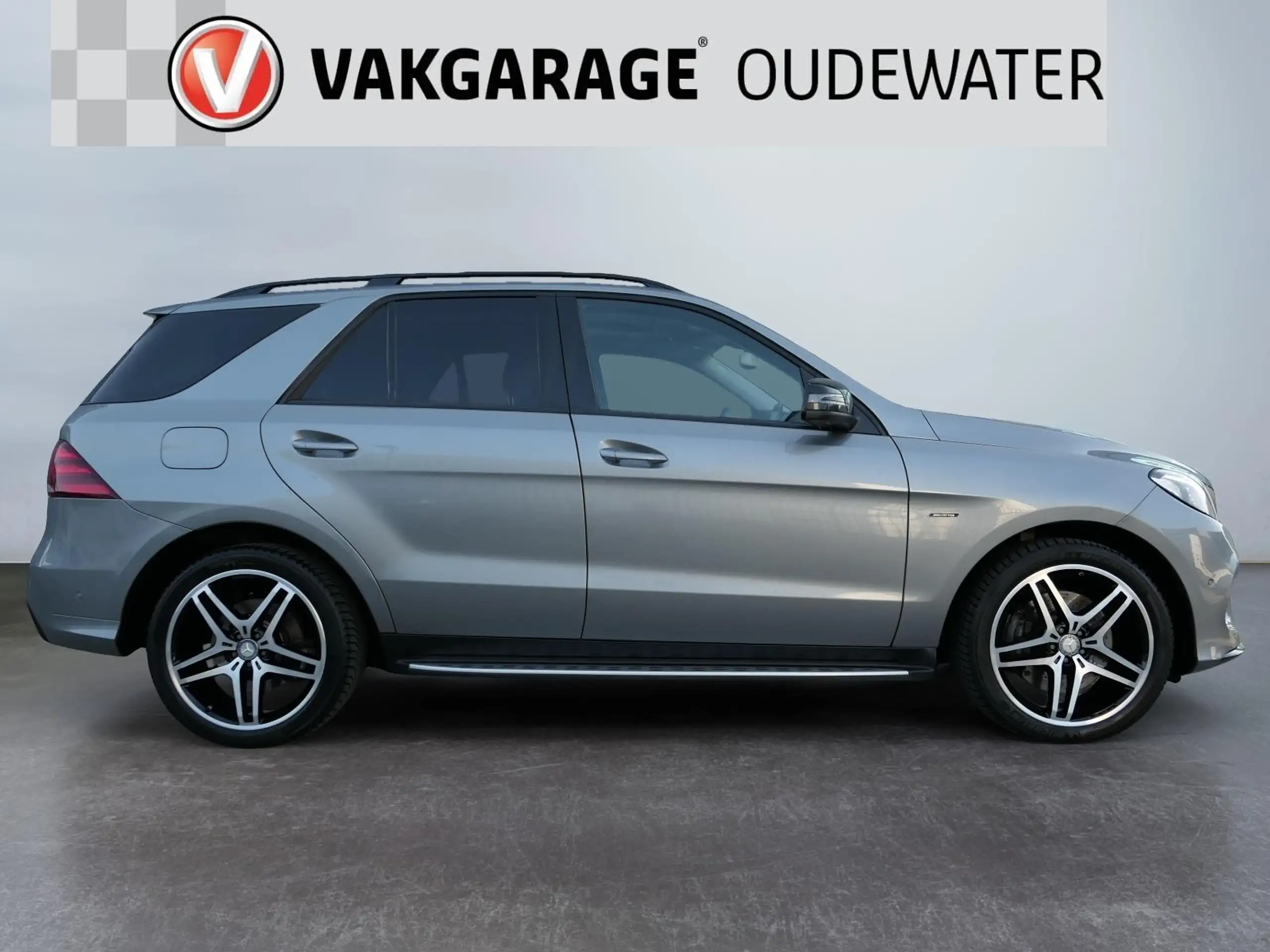 Mercedes-Benz - GLE 450