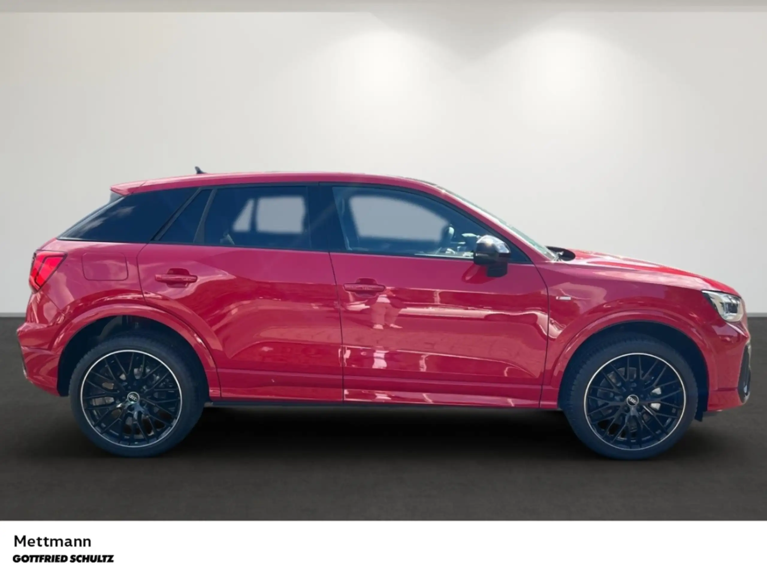 Audi - Q2