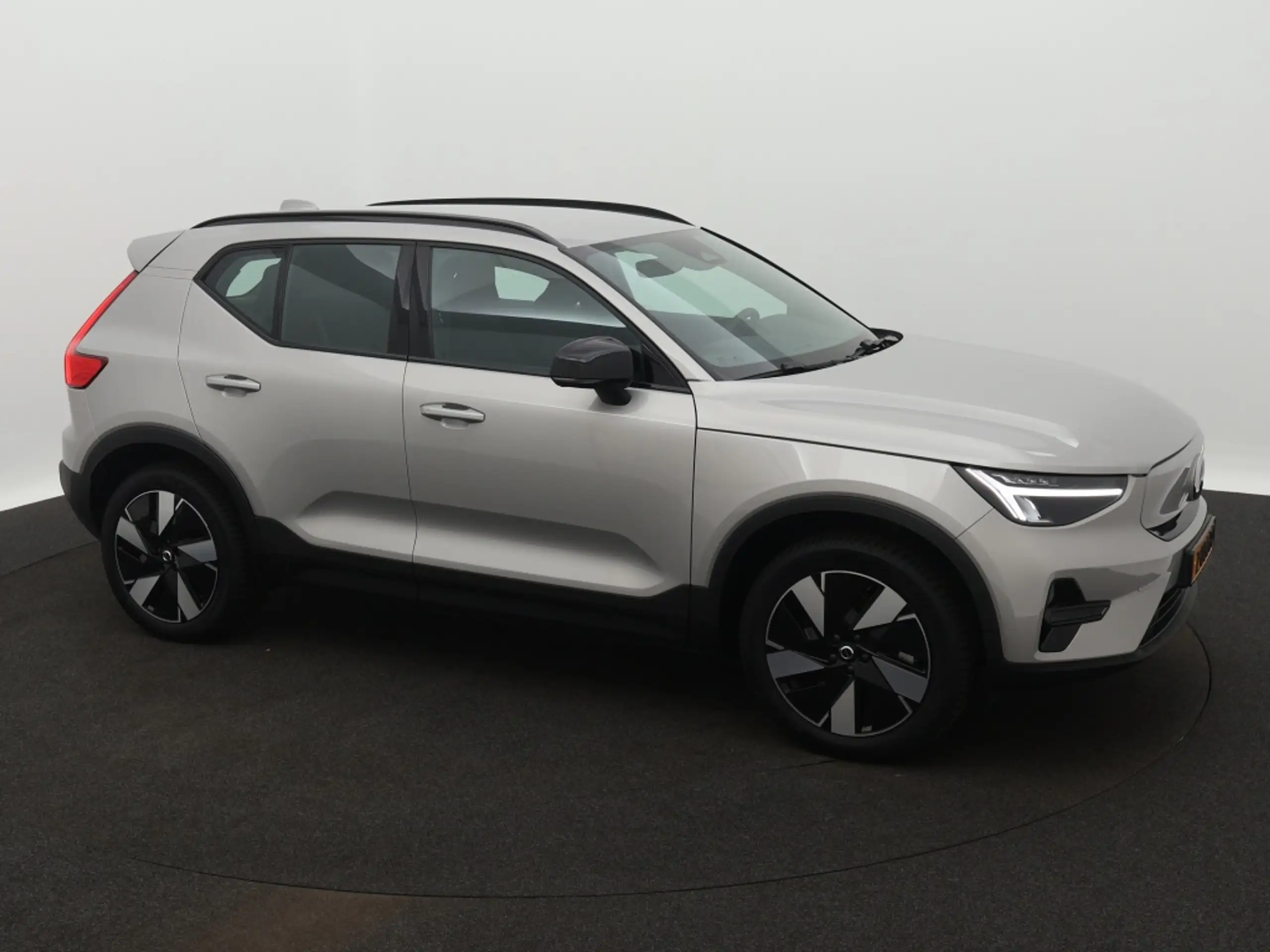 Volvo - XC40