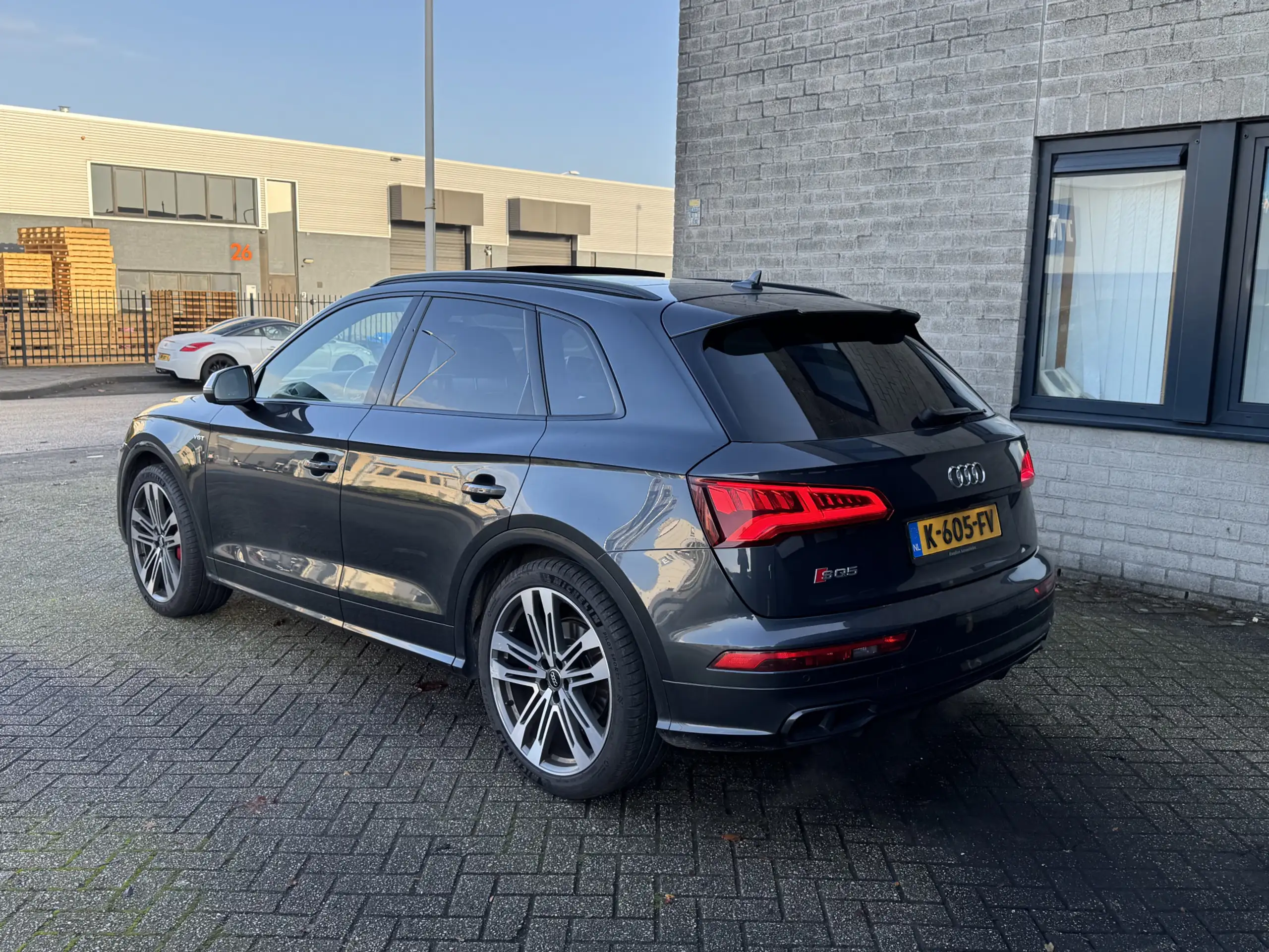 Audi - SQ5