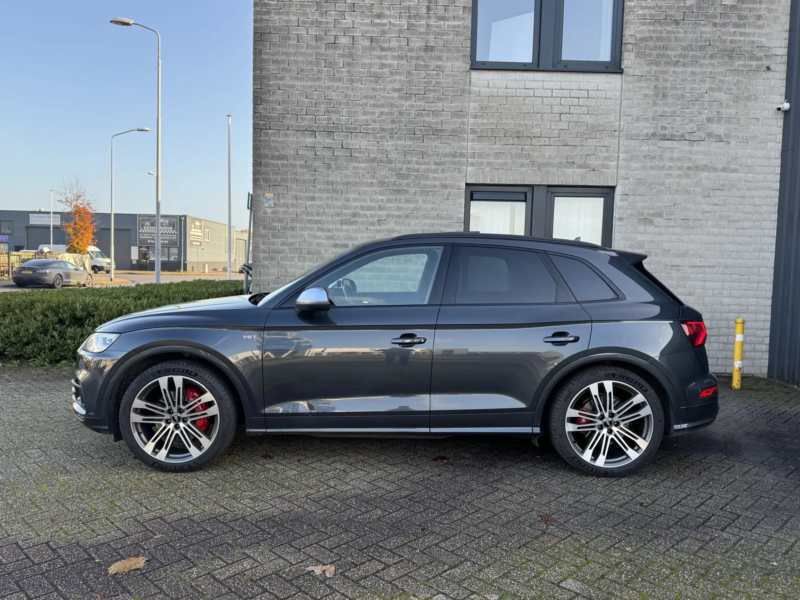 Audi - SQ5