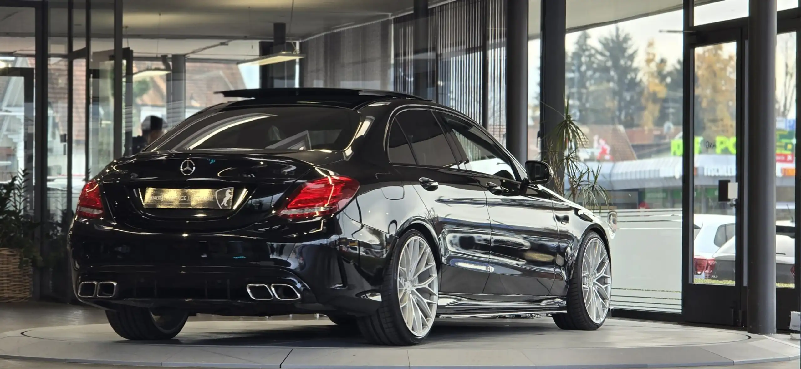 Mercedes-Benz - C 43 AMG