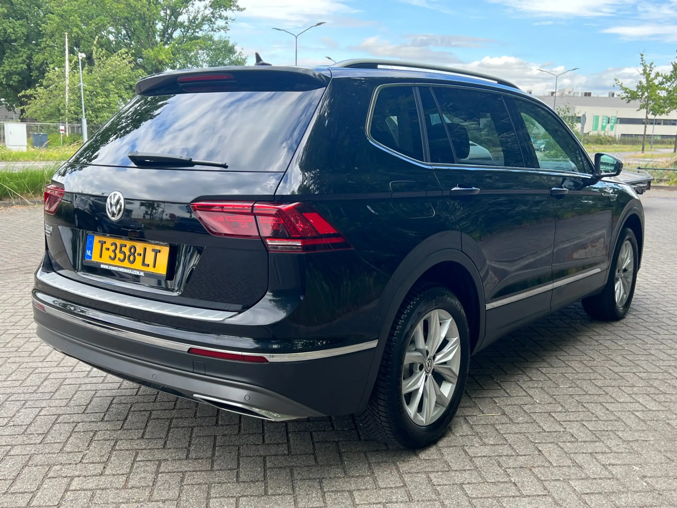 Volkswagen - Tiguan Allspace