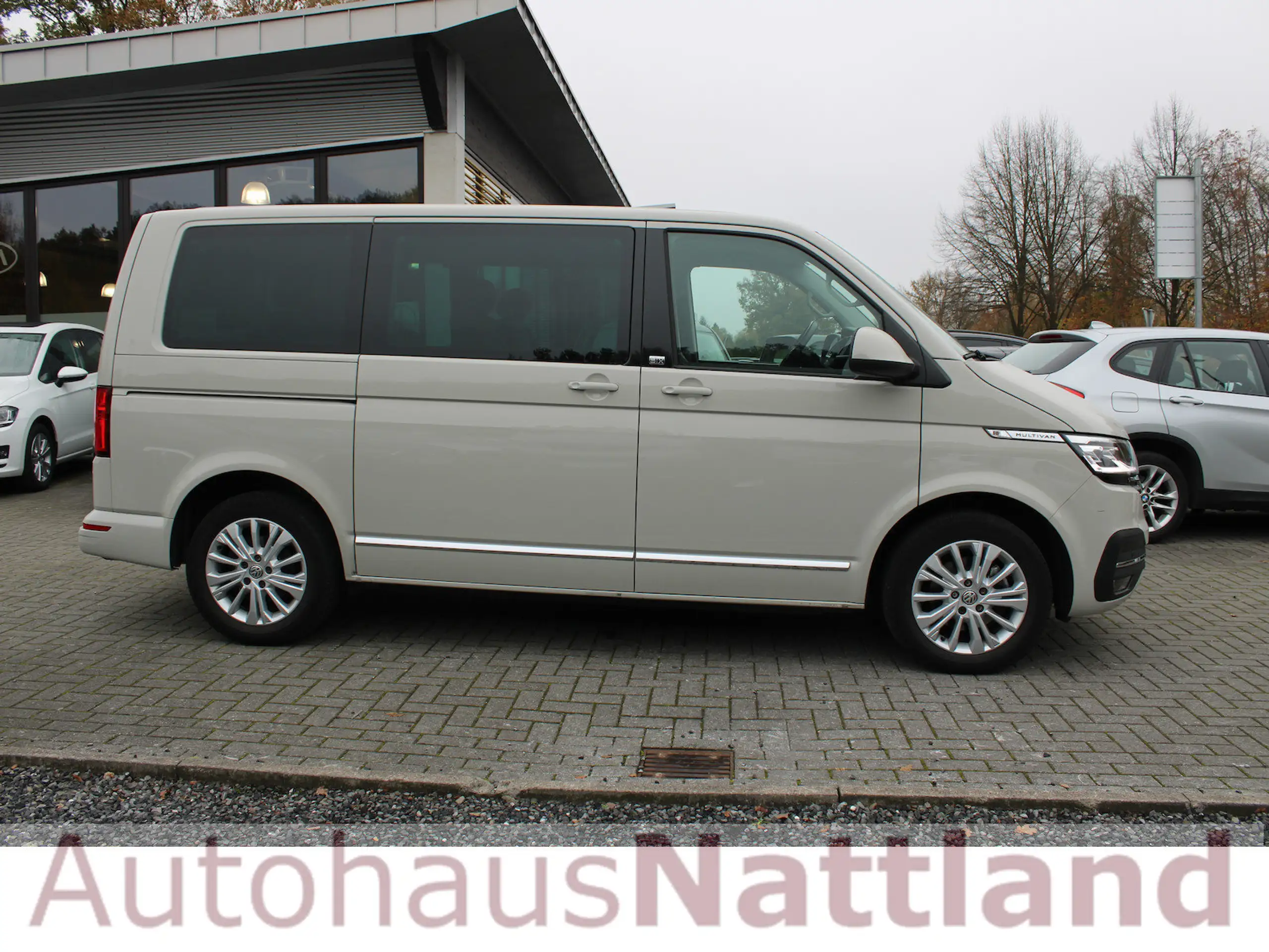 Volkswagen - T6 Multivan