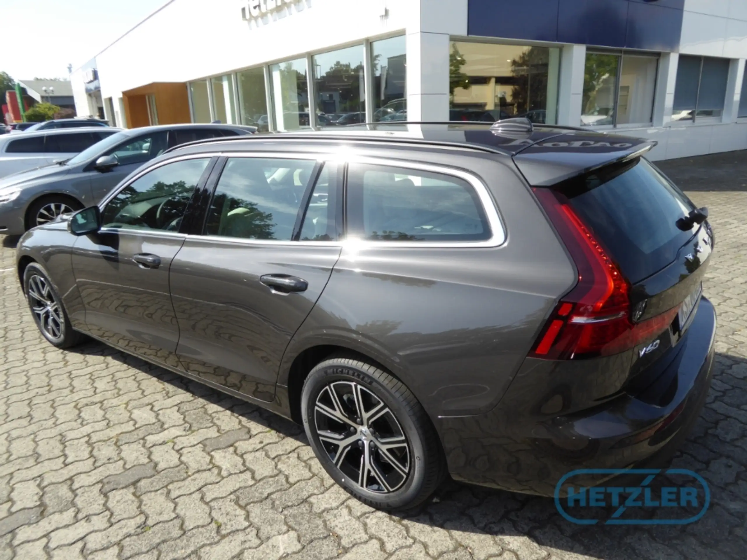 Volvo - V60