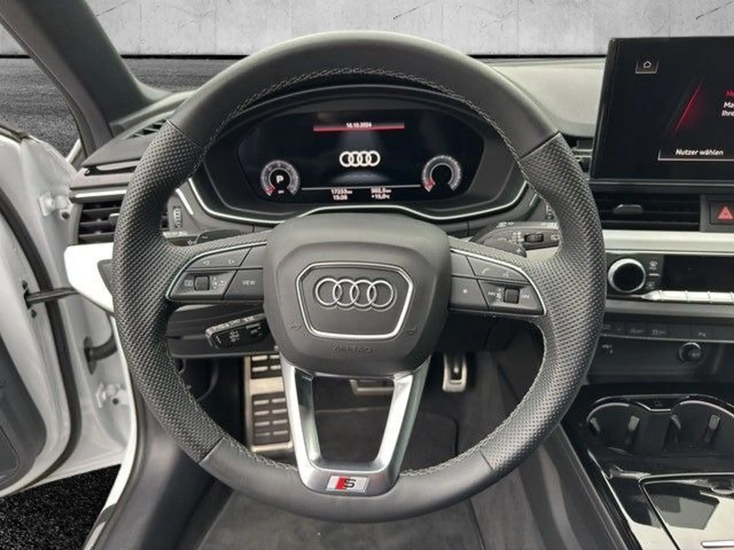 Audi - A4