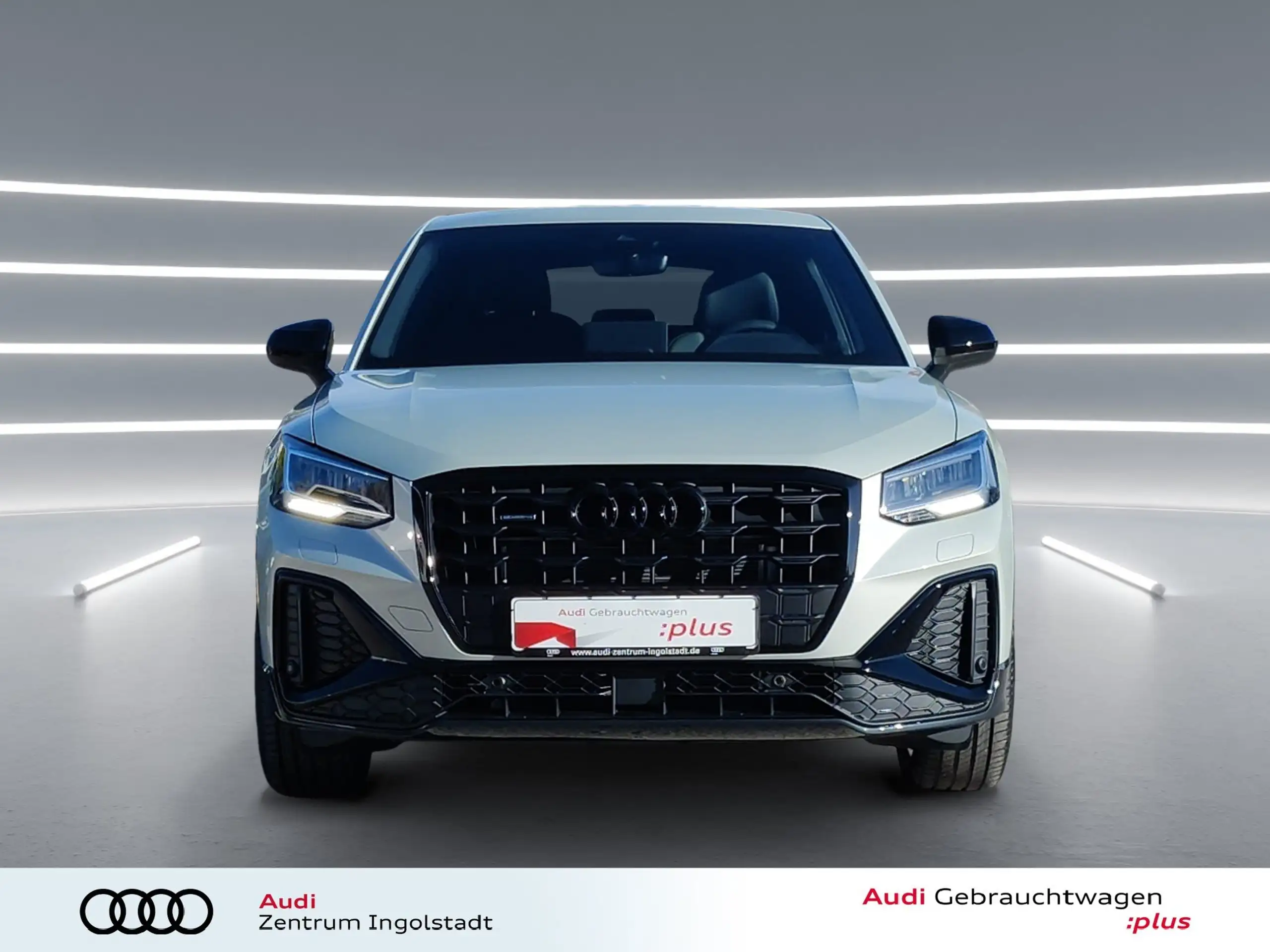 Audi - Q2