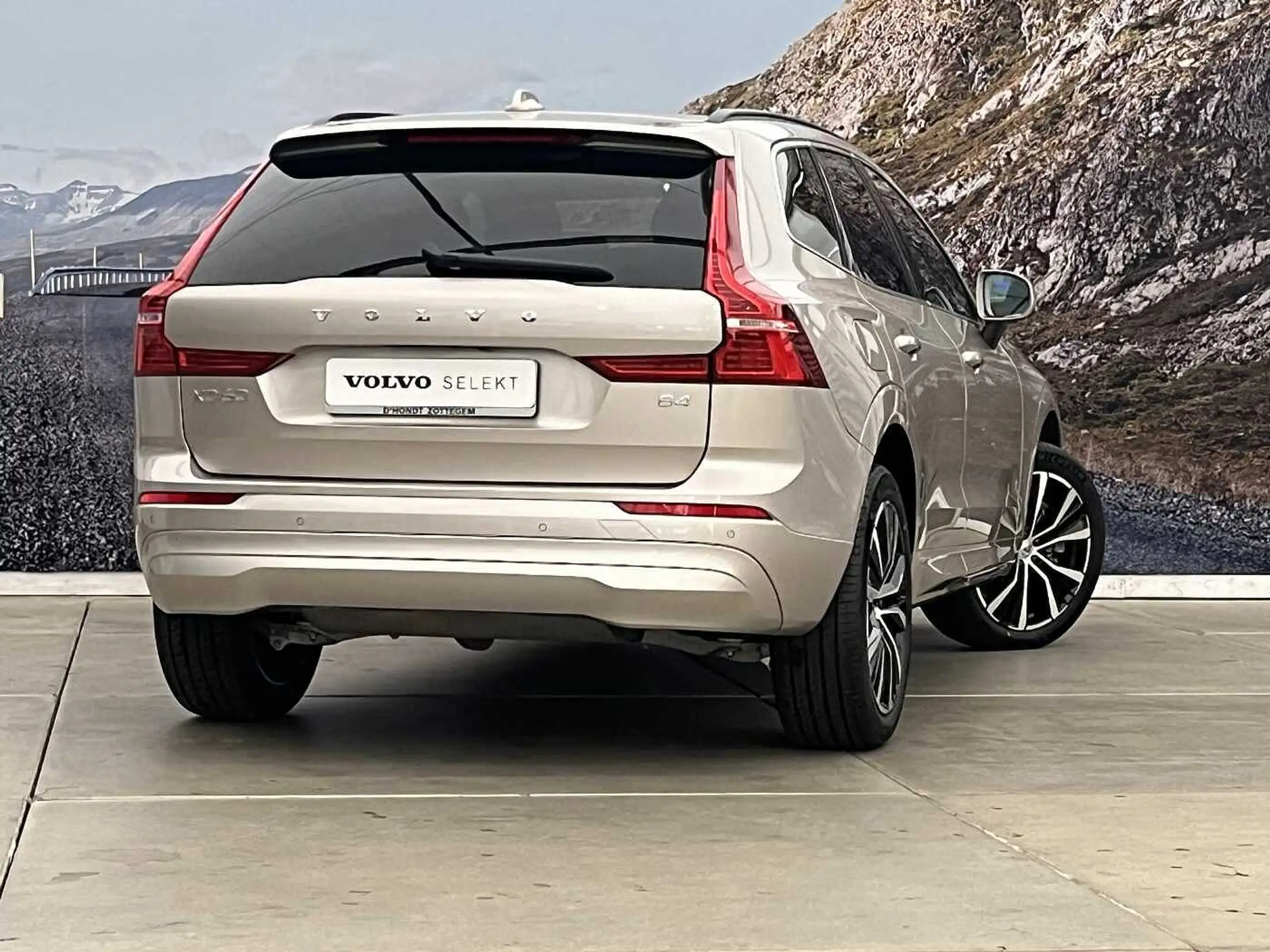 Volvo - XC60