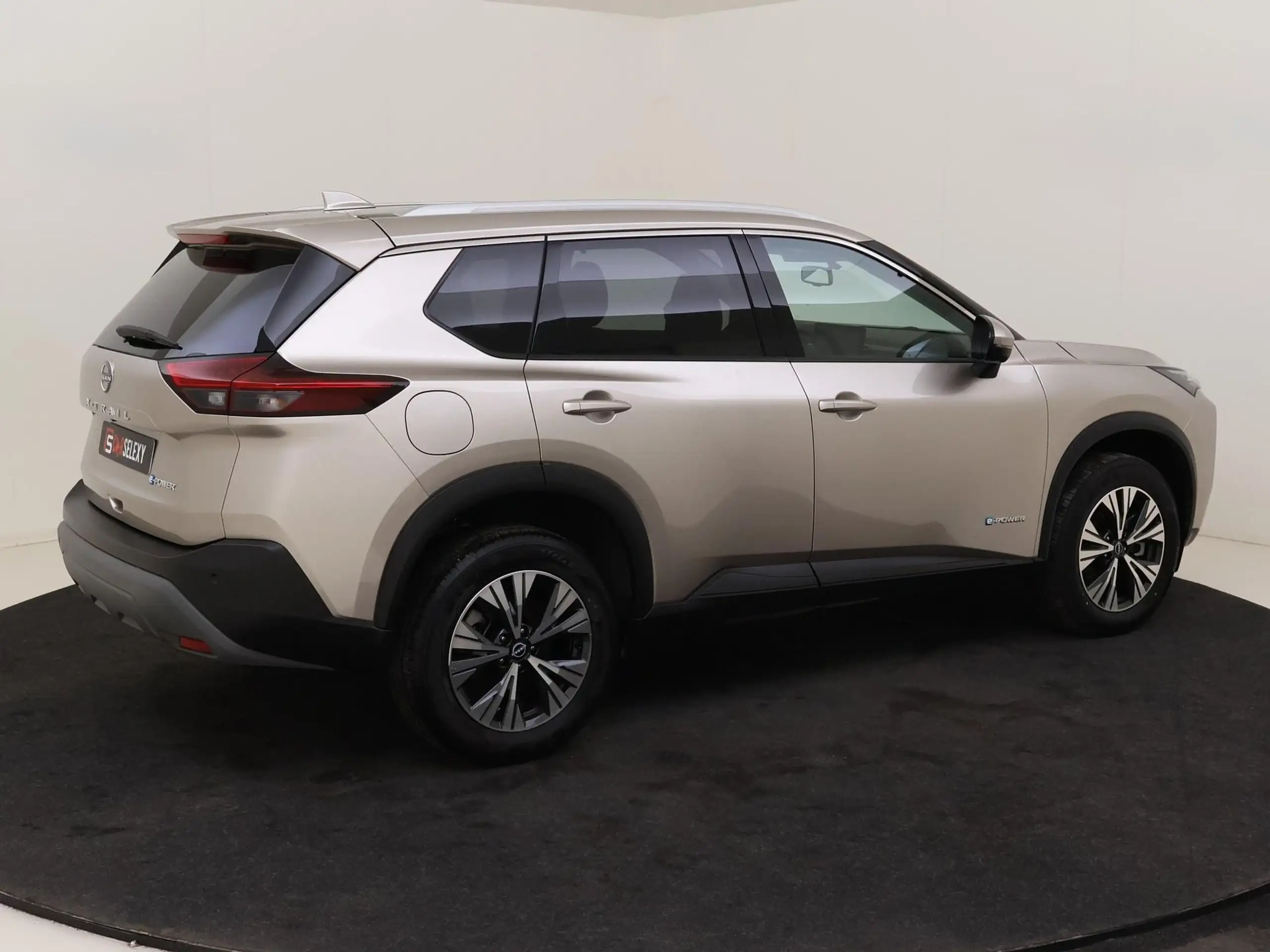 Nissan - X-Trail