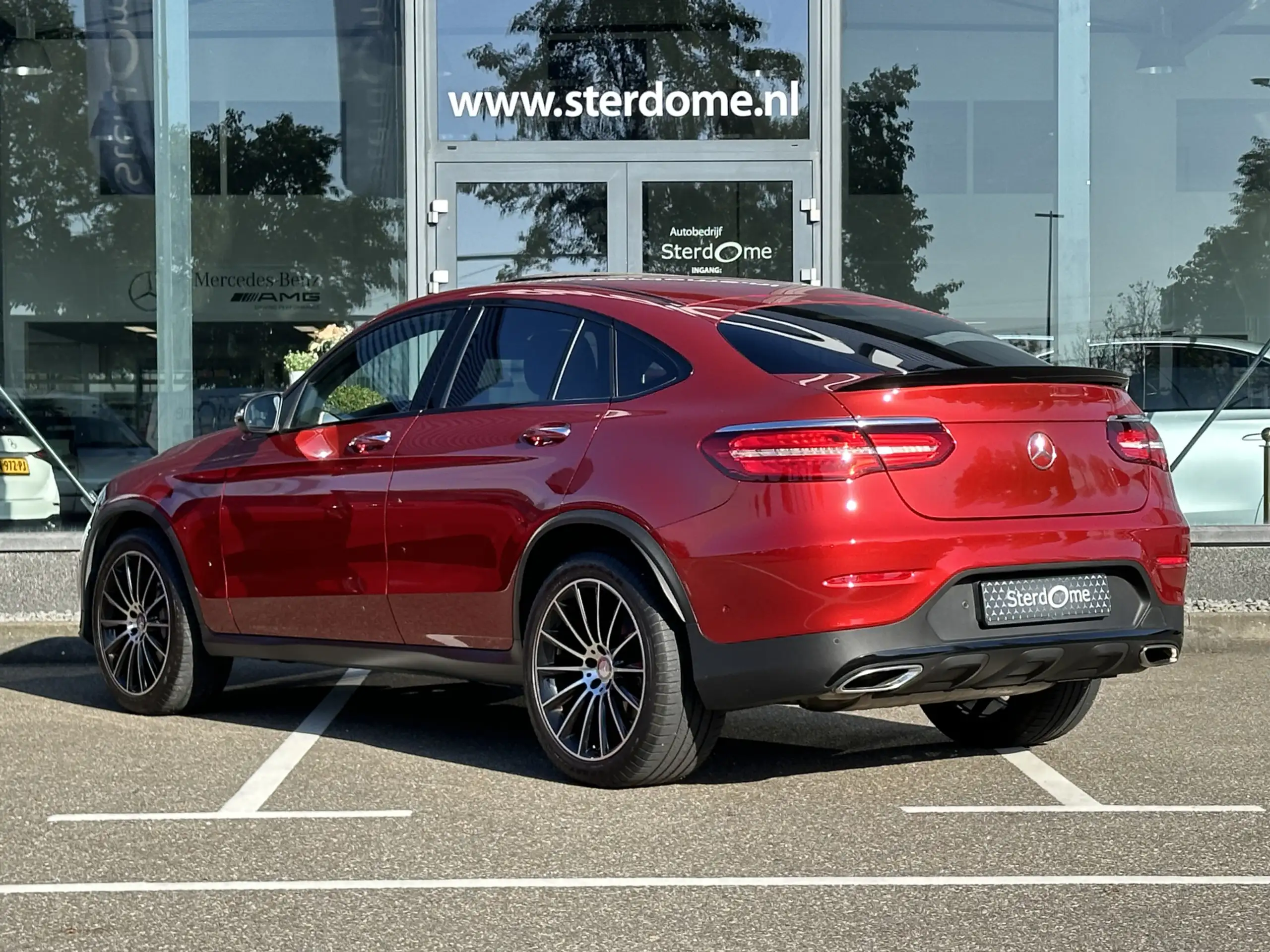 Mercedes-Benz - GLC 250