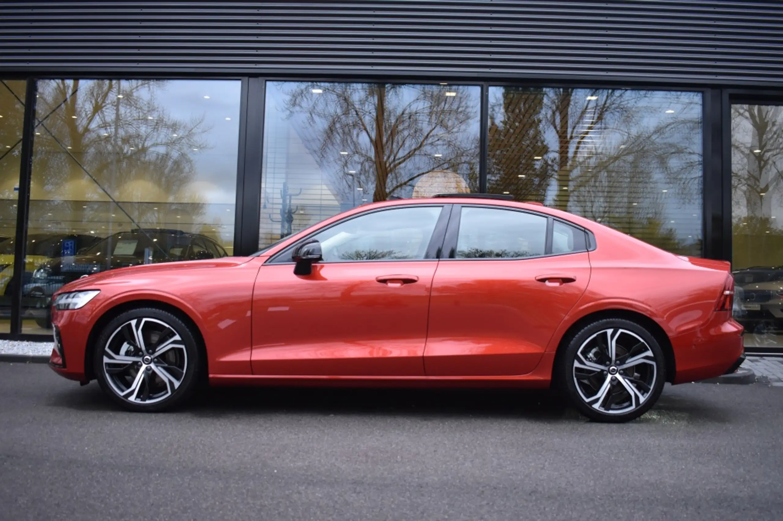 Volvo - S60