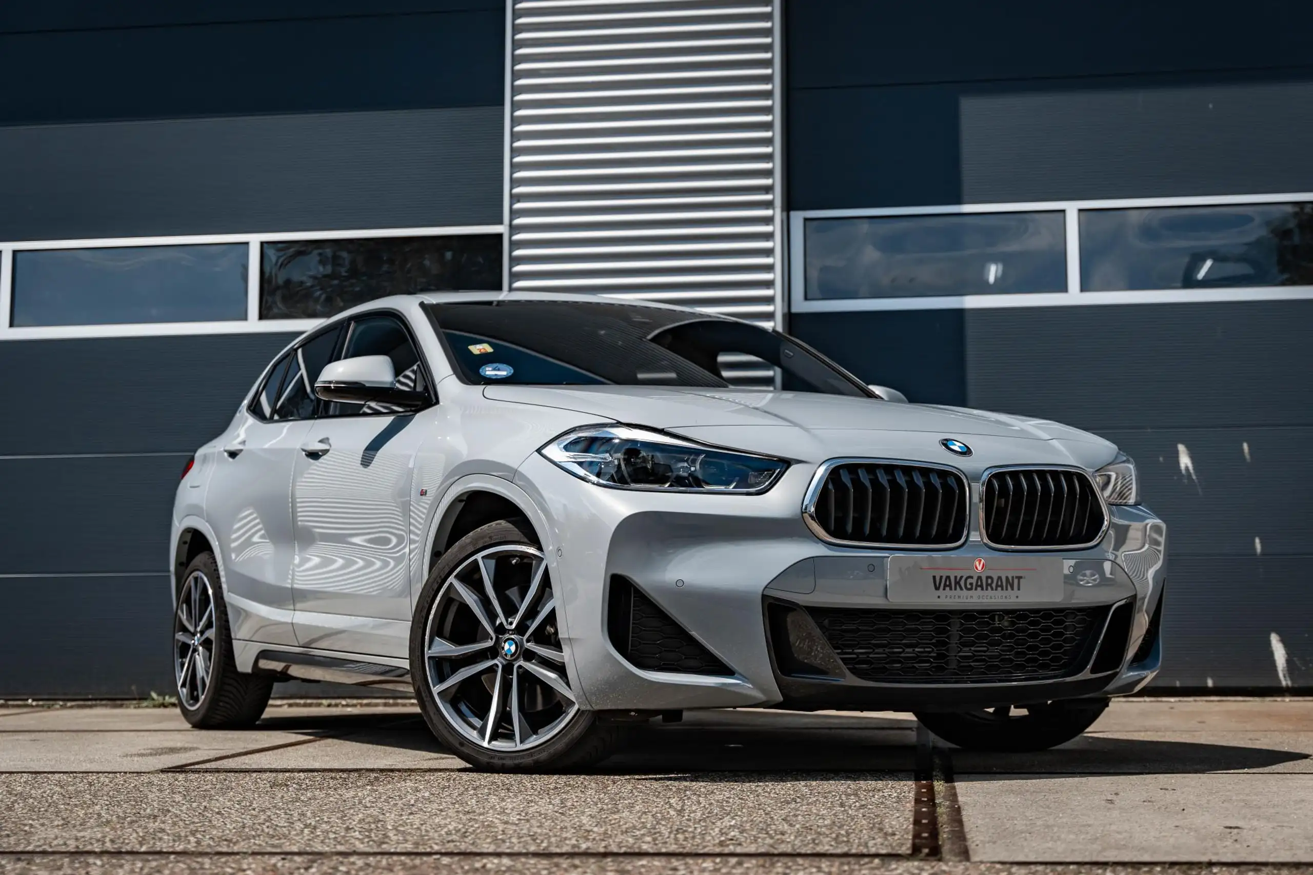 BMW - X2