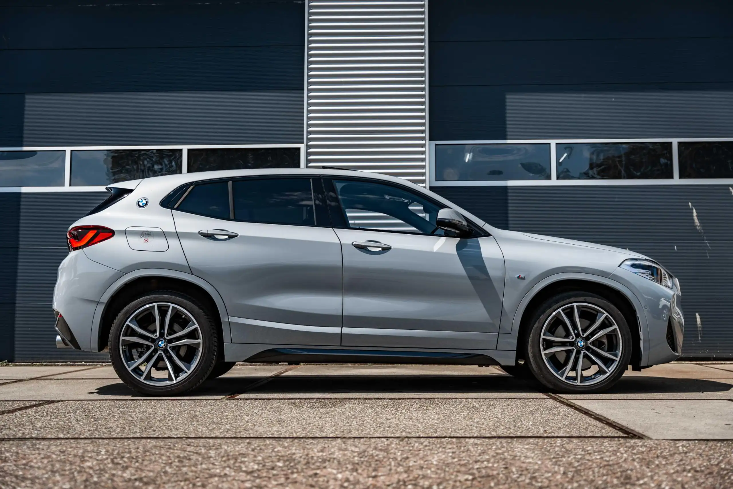 BMW - X2