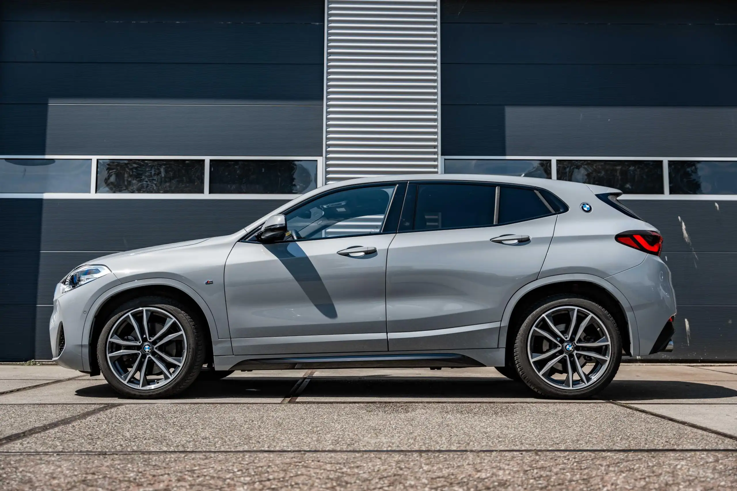 BMW - X2