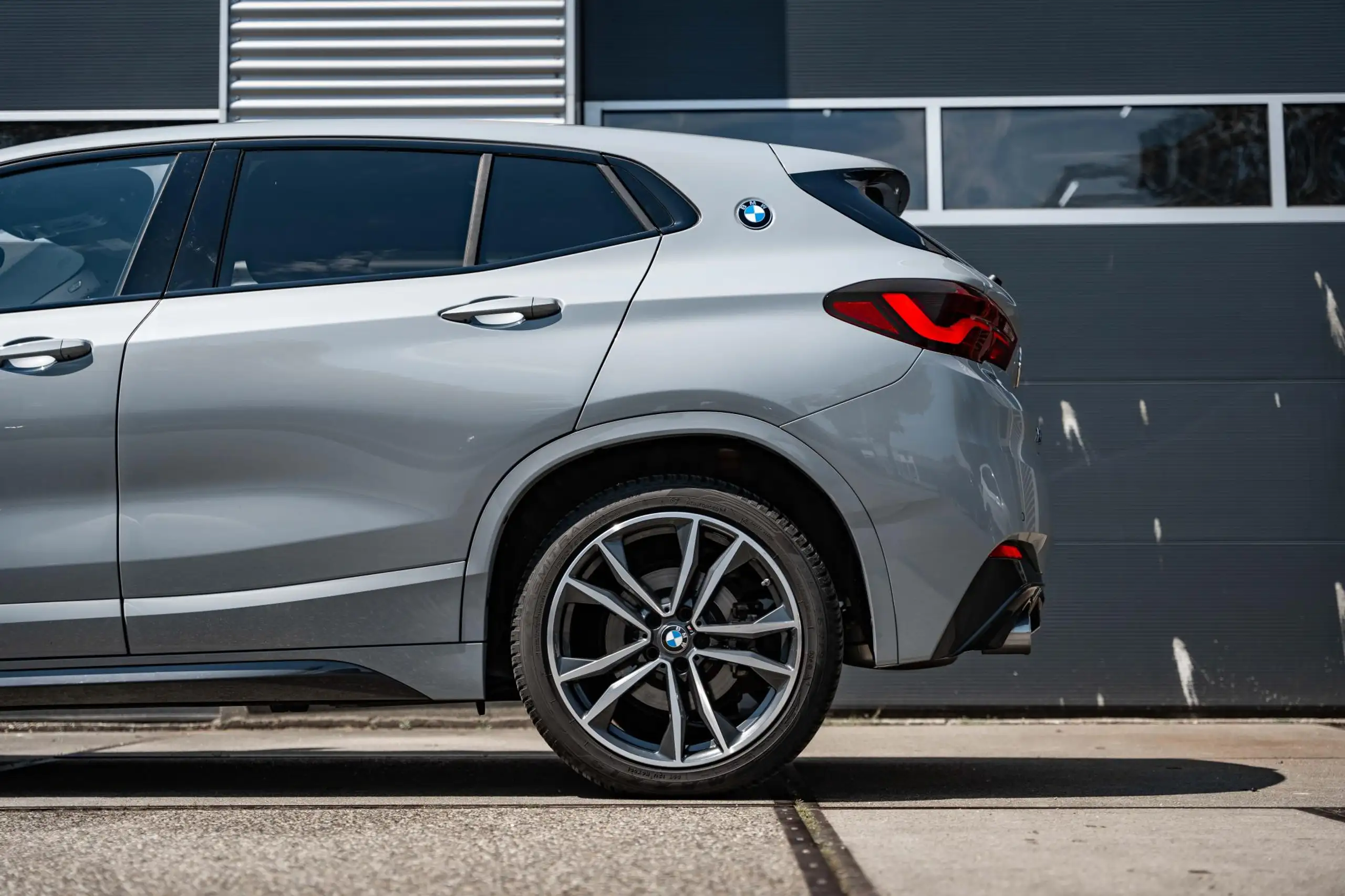 BMW - X2