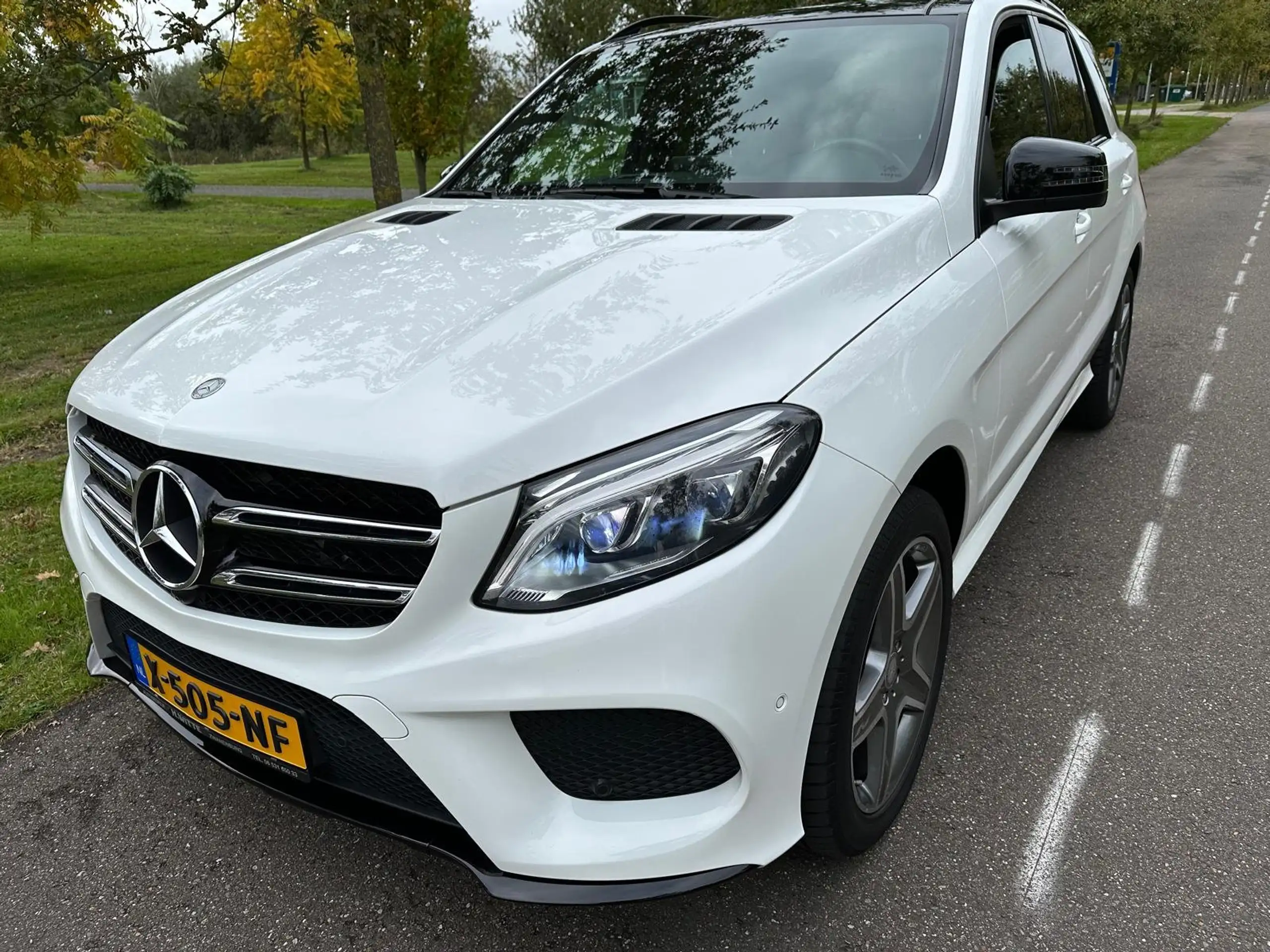 Mercedes-Benz - GLE 500