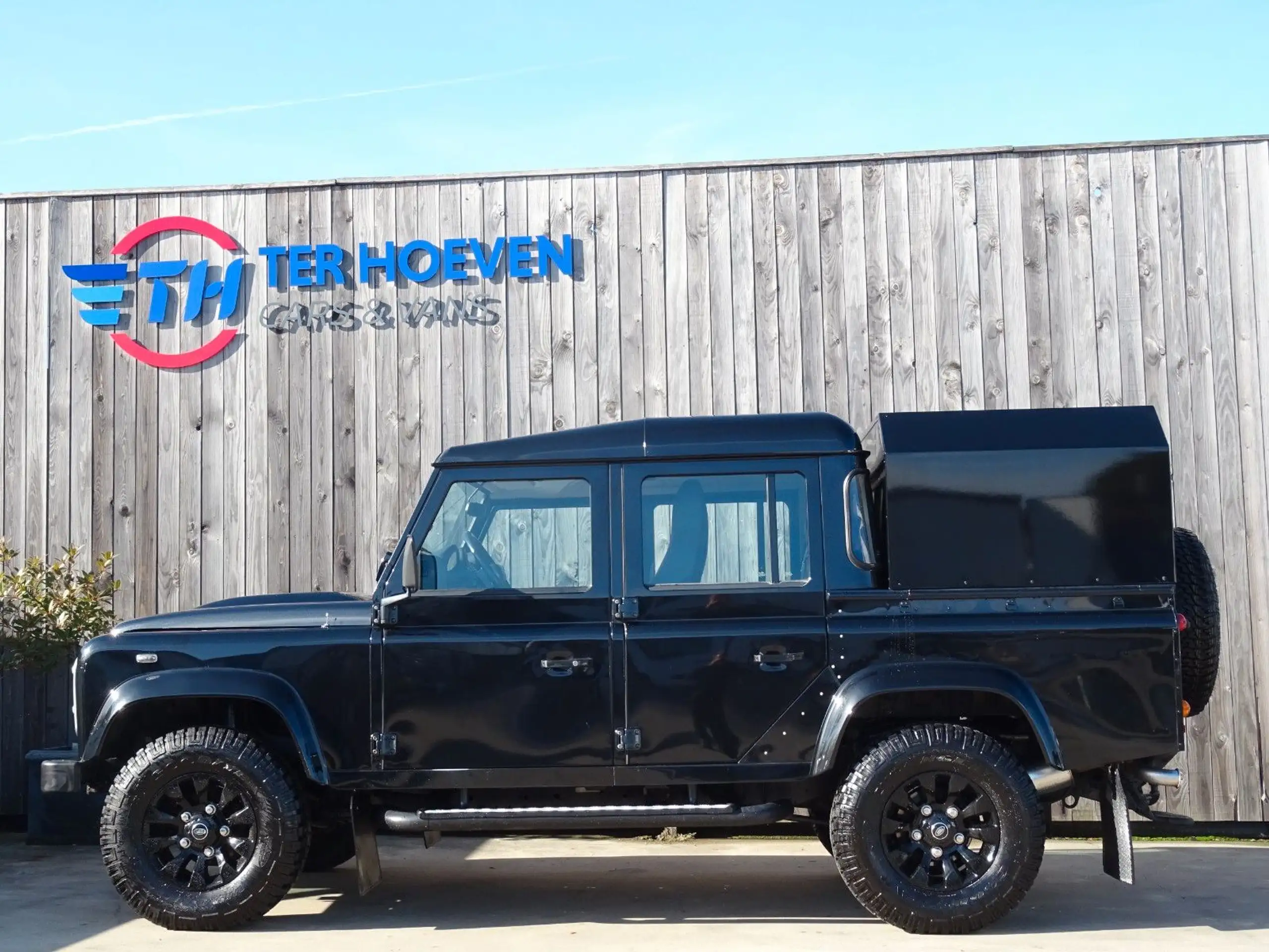 Land Rover Defender 2015