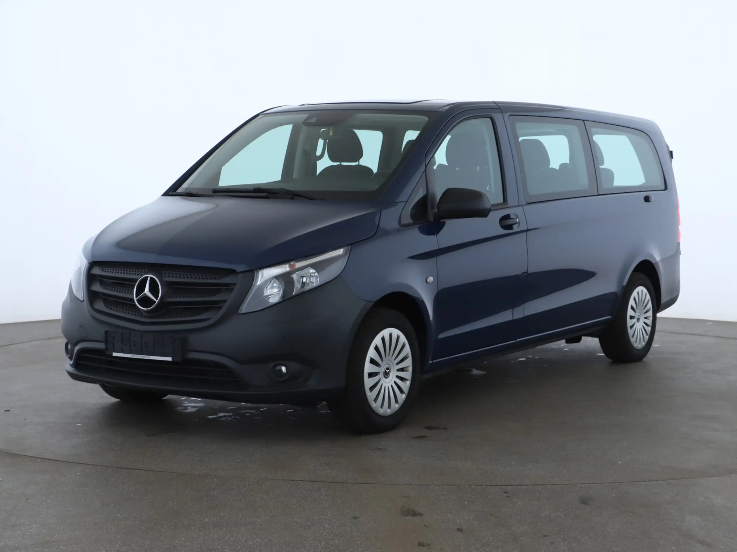 Mercedes-Benz - Vito