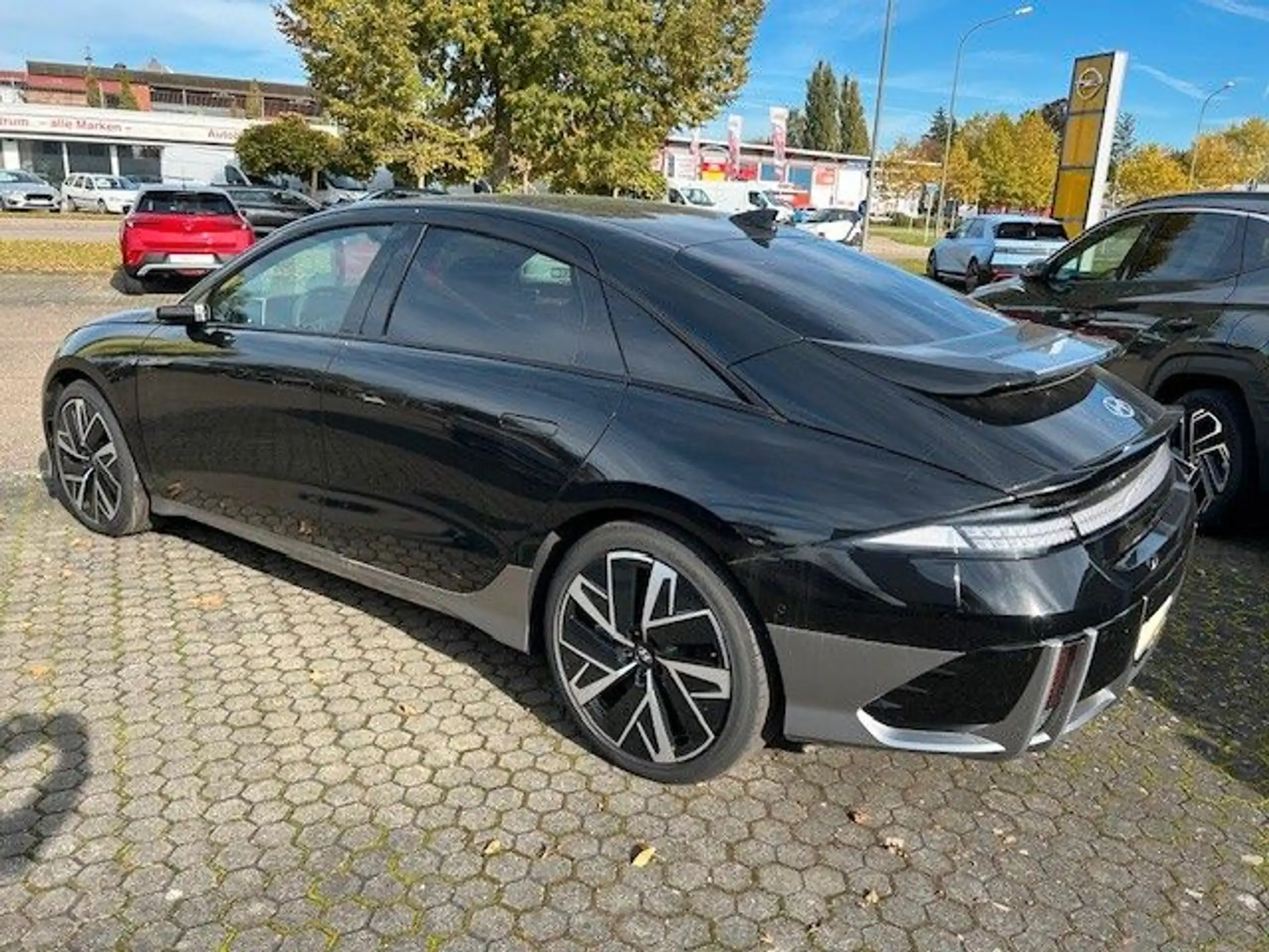 Hyundai - IONIQ 6