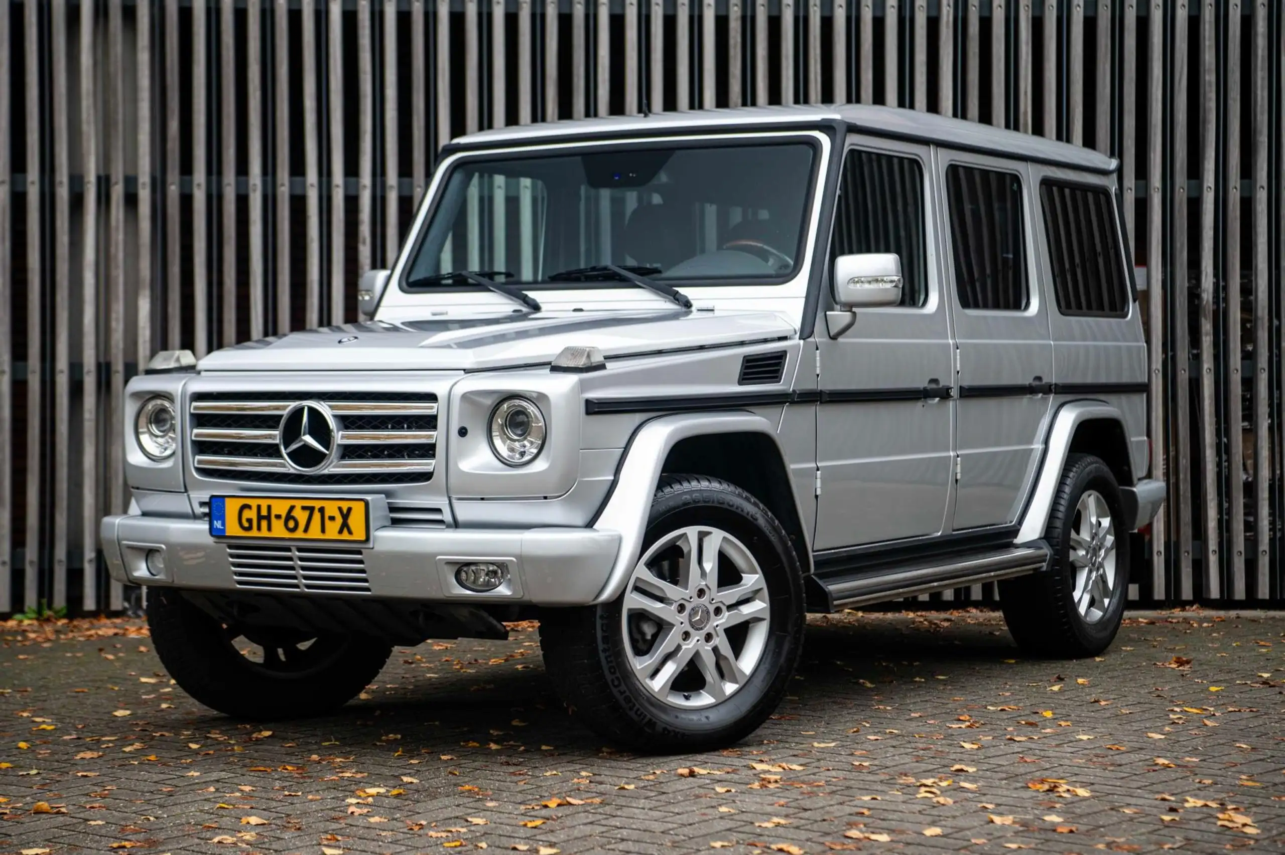 Mercedes-Benz - G 350