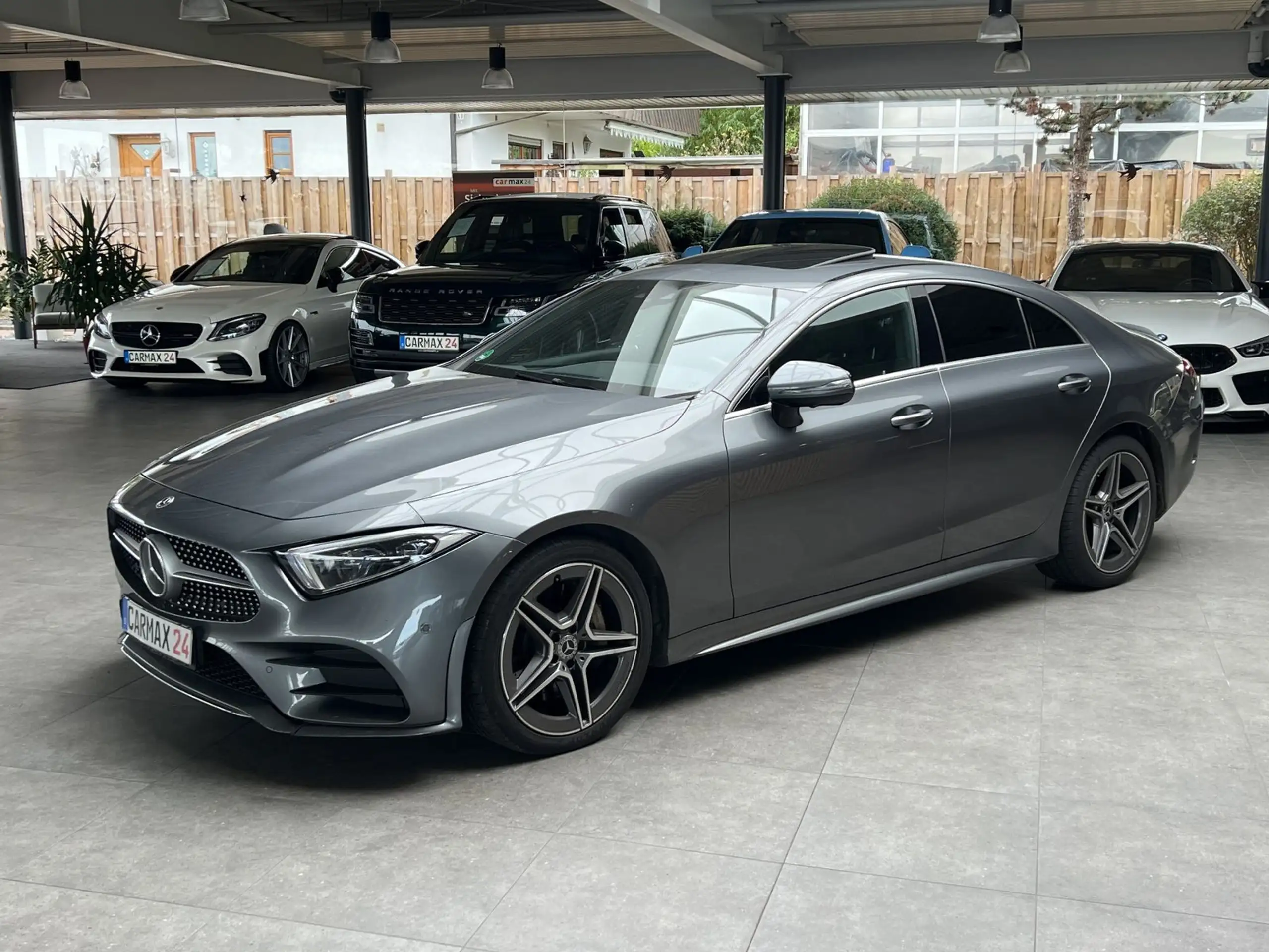 Mercedes-Benz - CLS 400