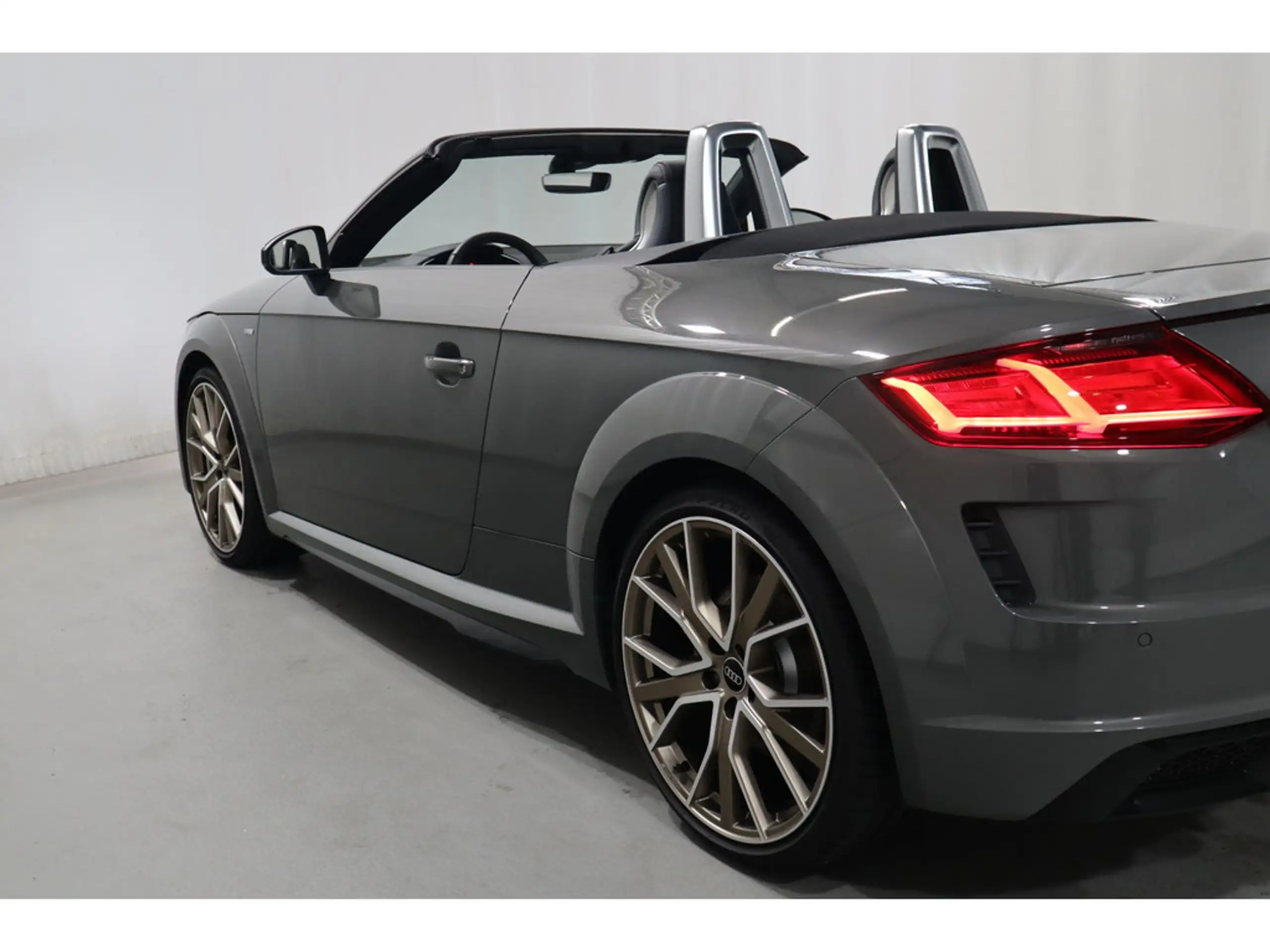 Audi - TT