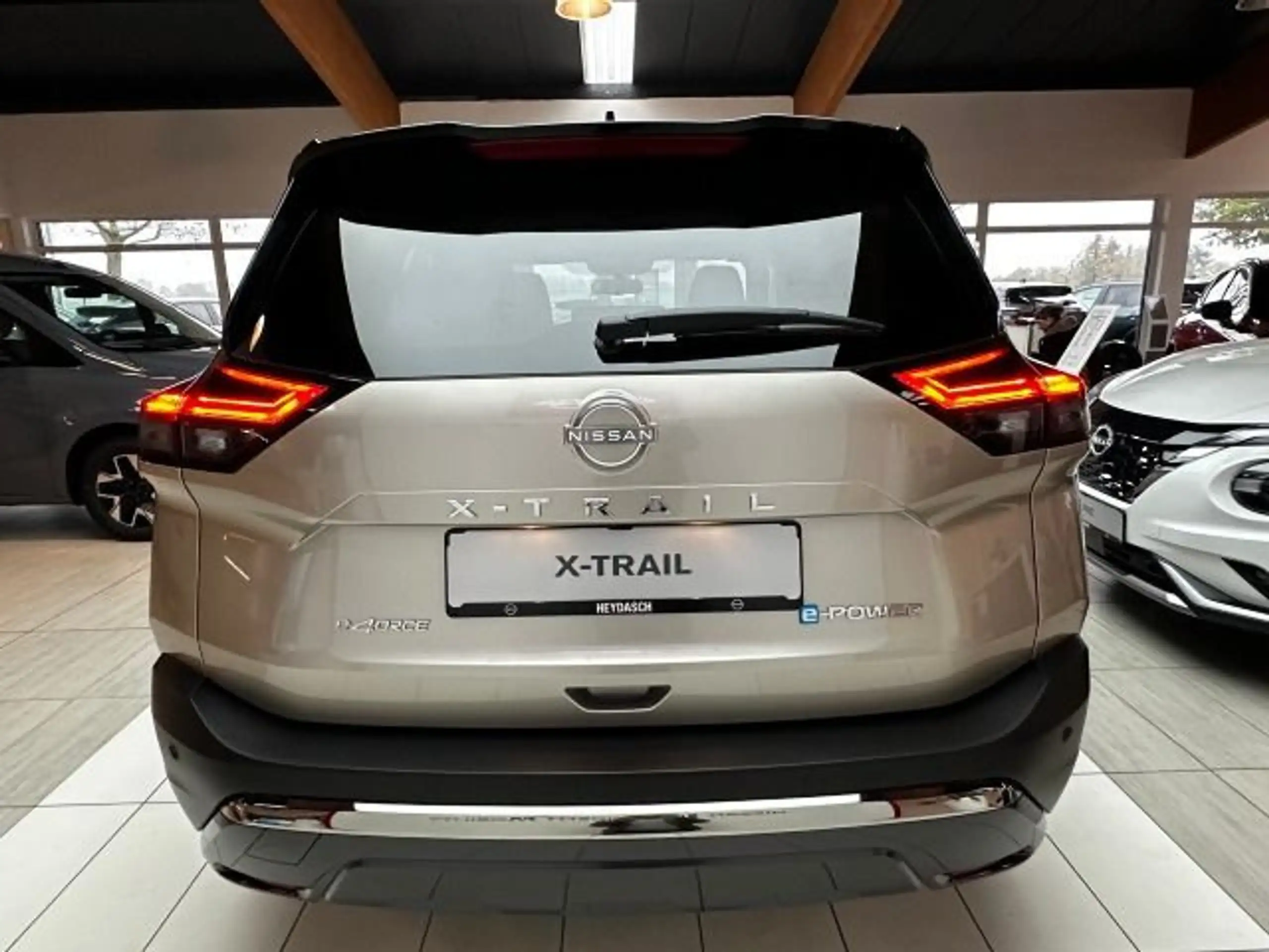 Nissan - X-Trail