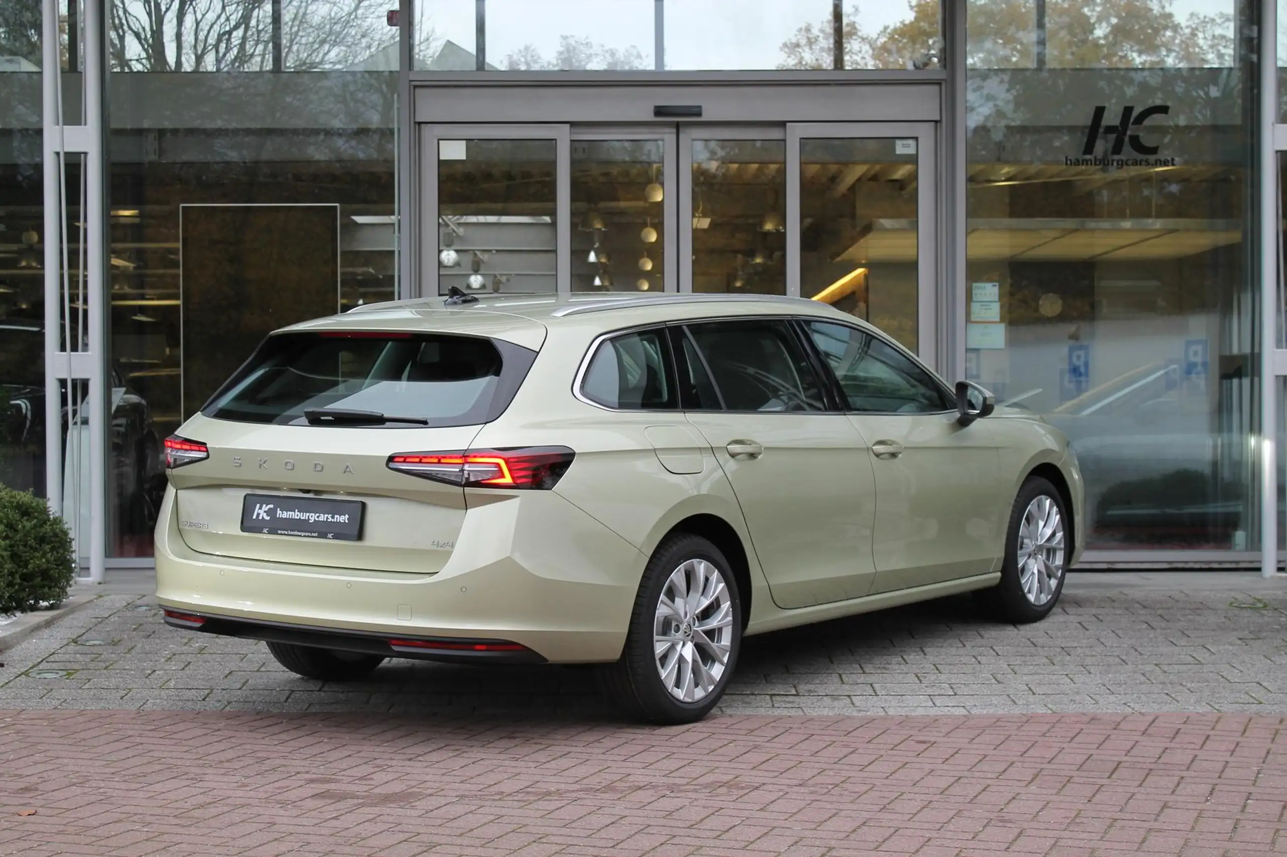 Skoda - Superb