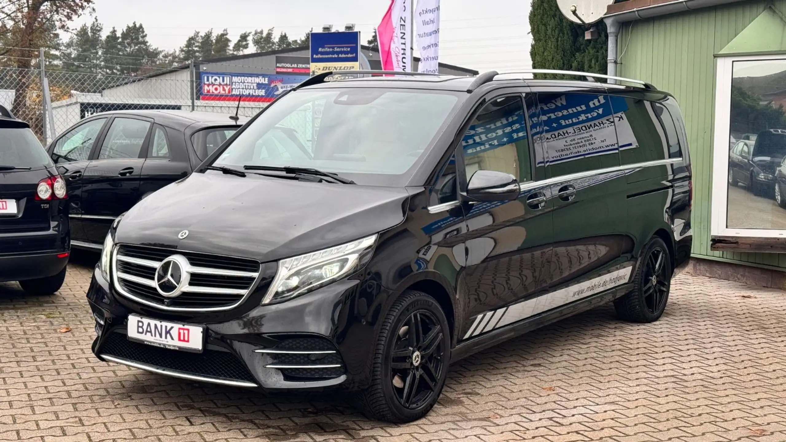 Mercedes-Benz - V 250