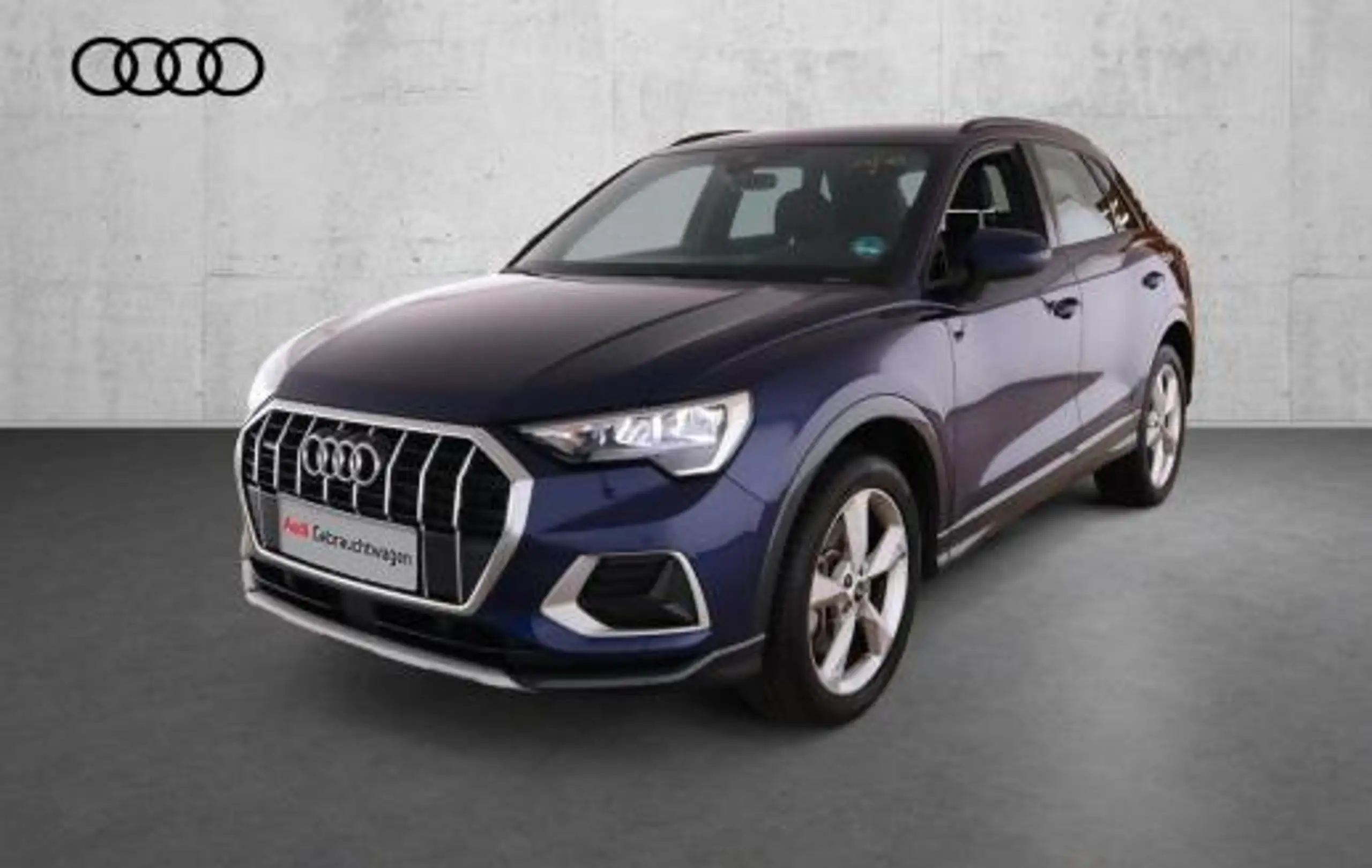 Audi - Q3