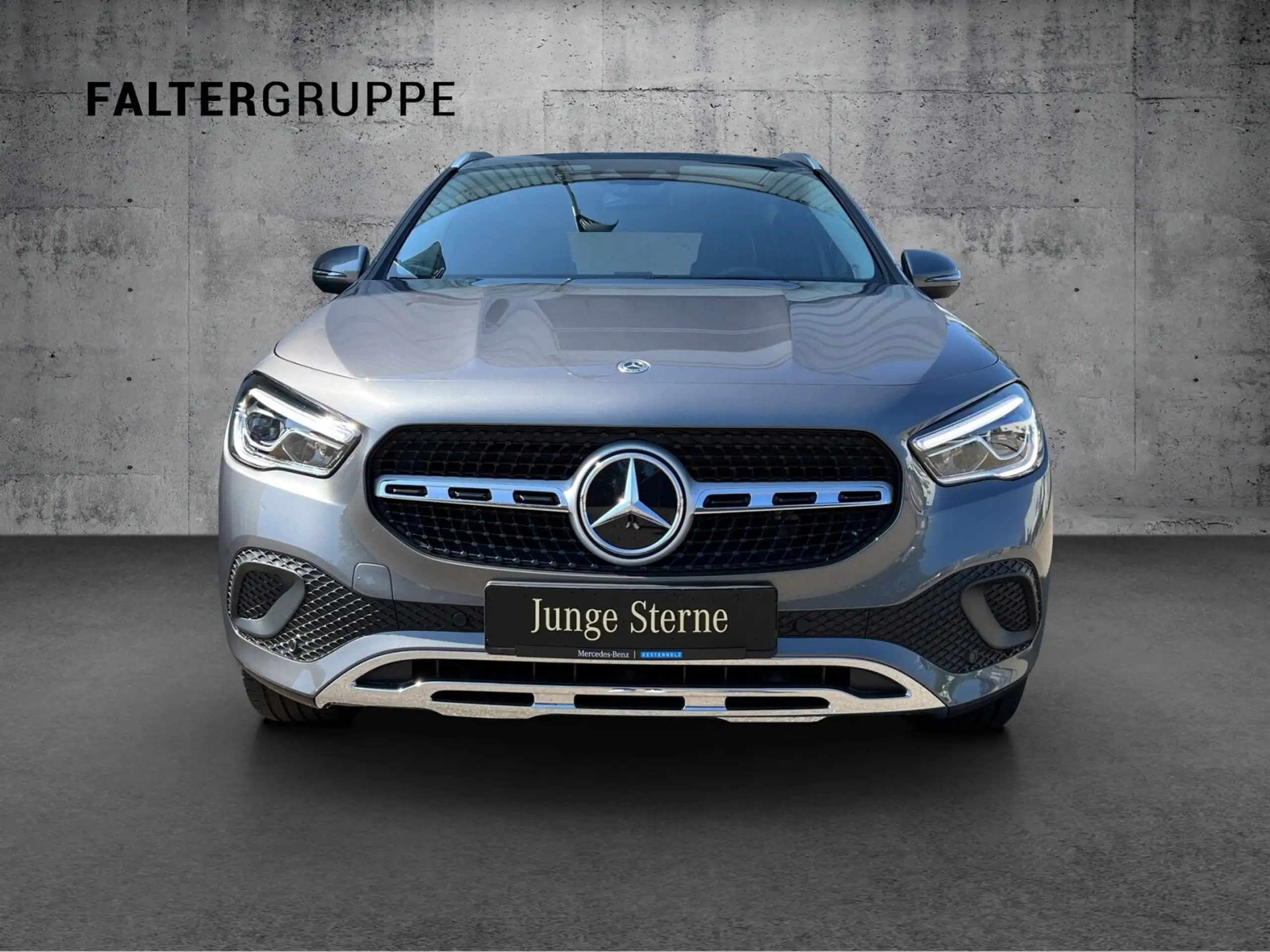 Mercedes-Benz - GLA 250