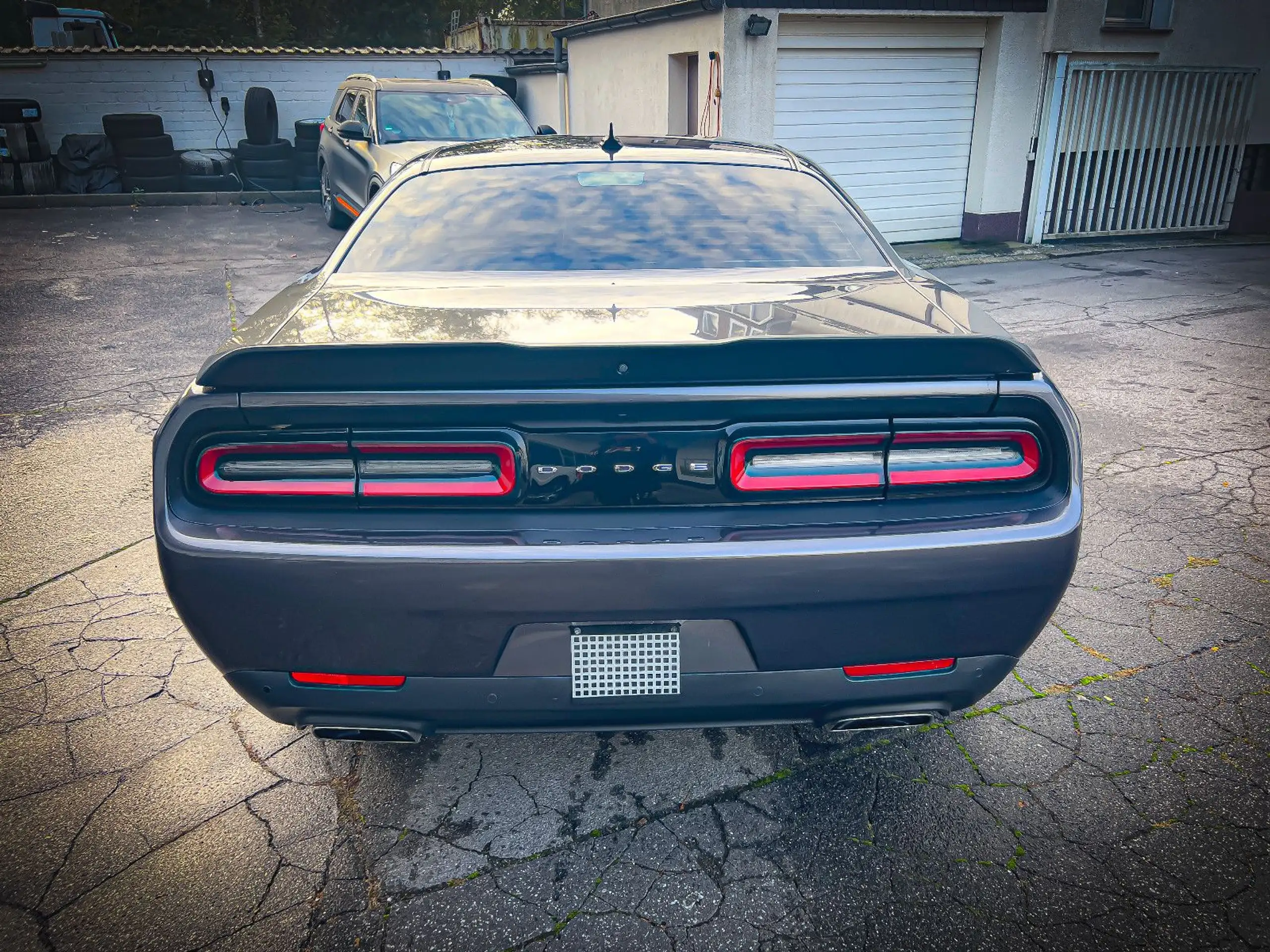 Dodge - Challenger