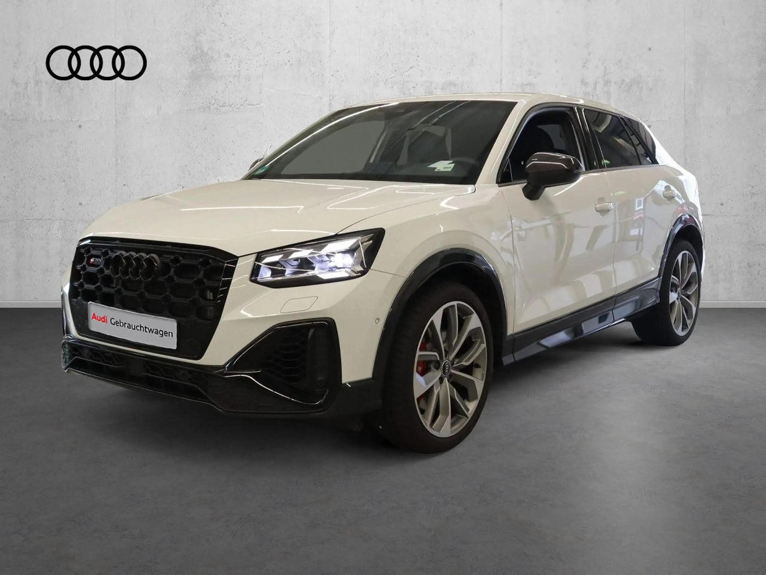 Audi - SQ2