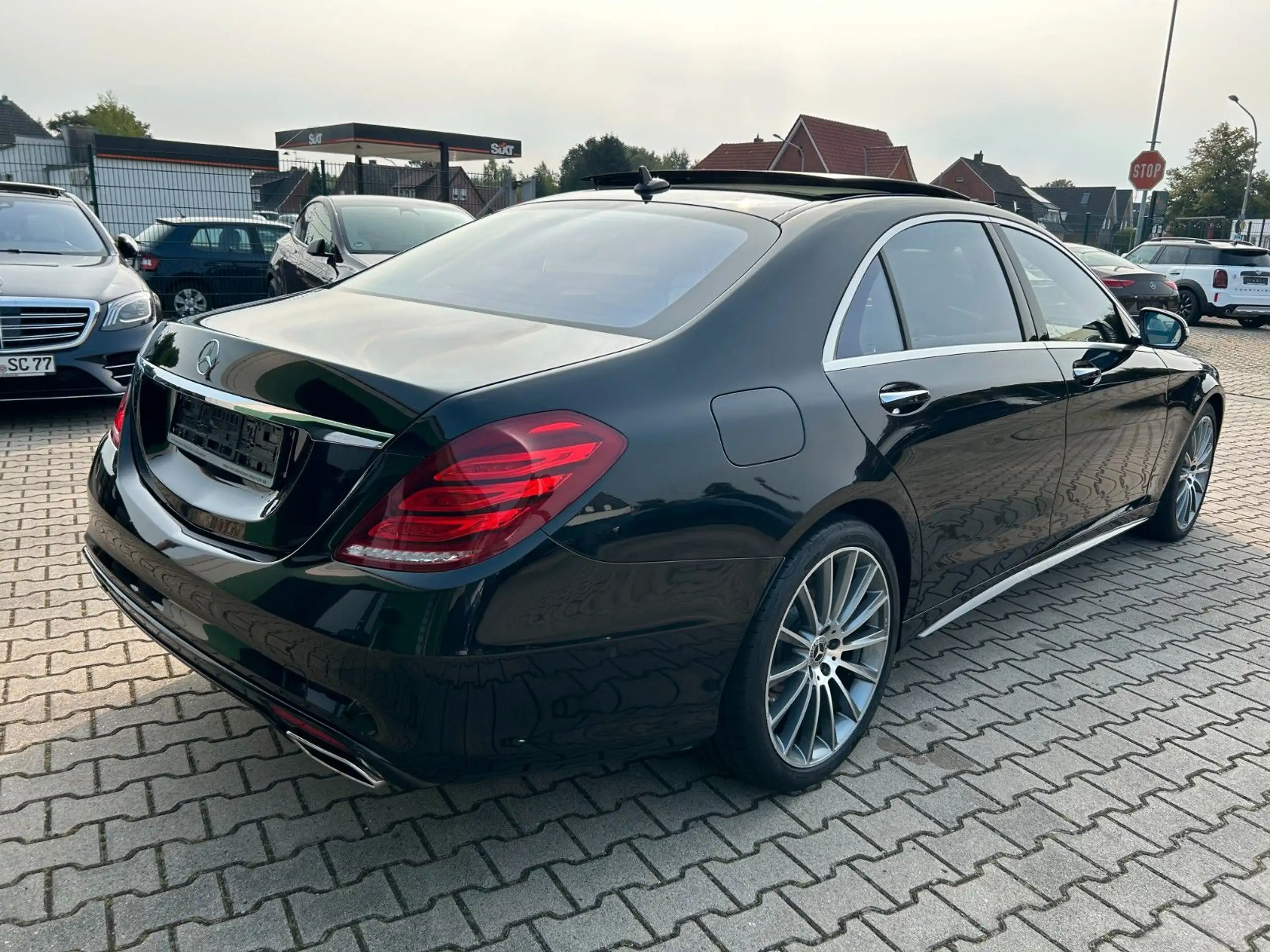 Mercedes-Benz - S 500