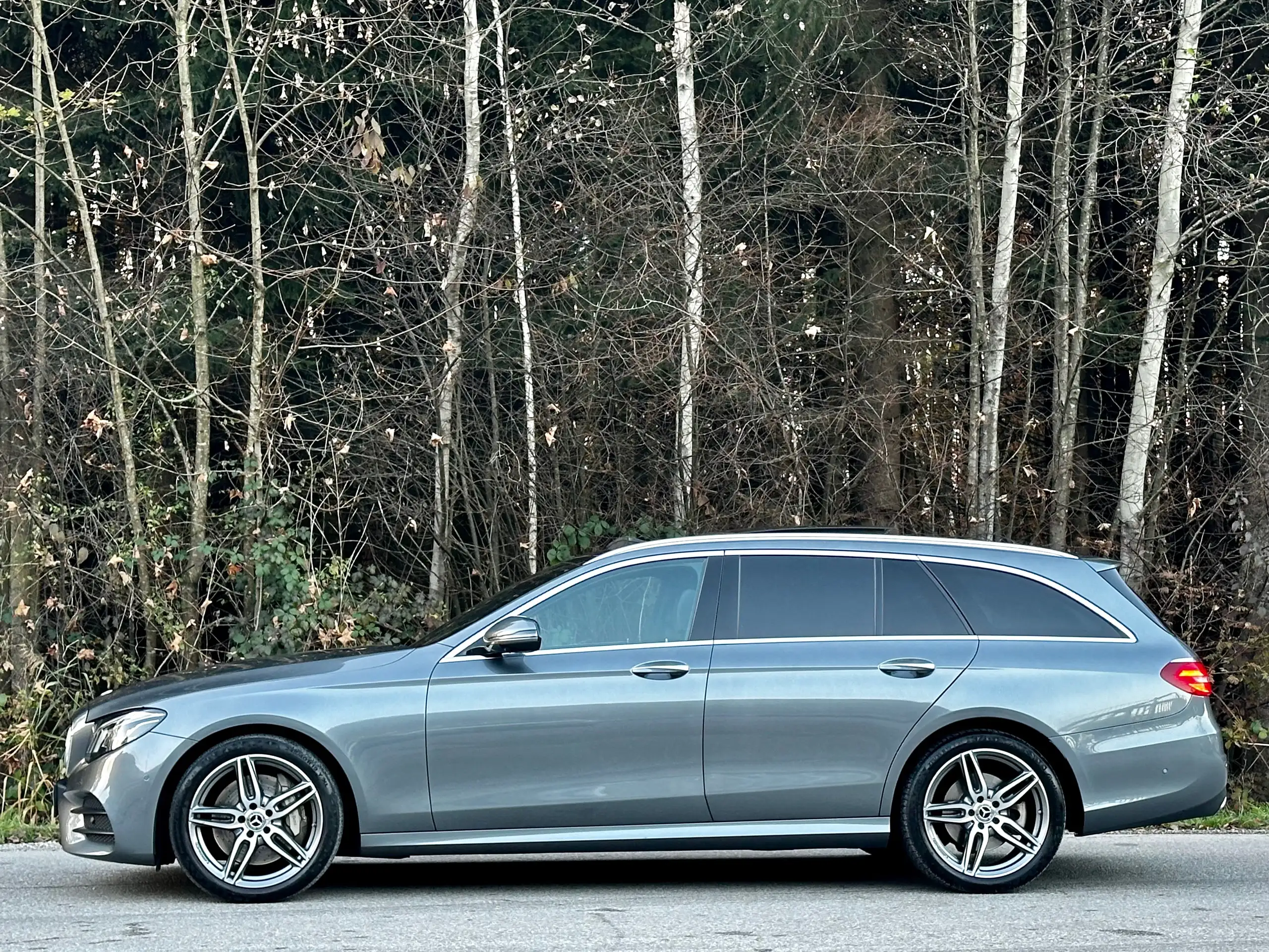 Mercedes-Benz - E 400