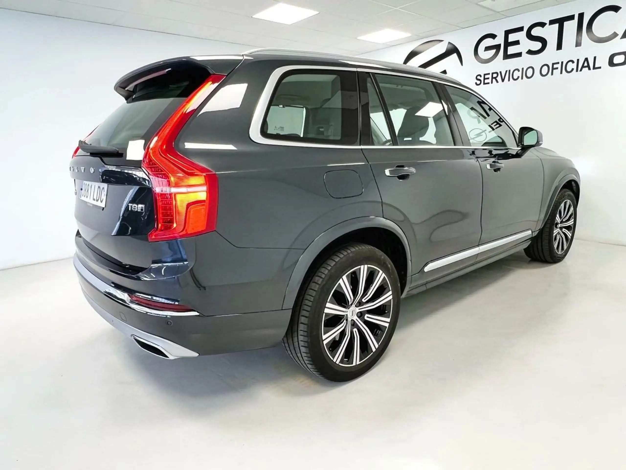 Volvo - XC90