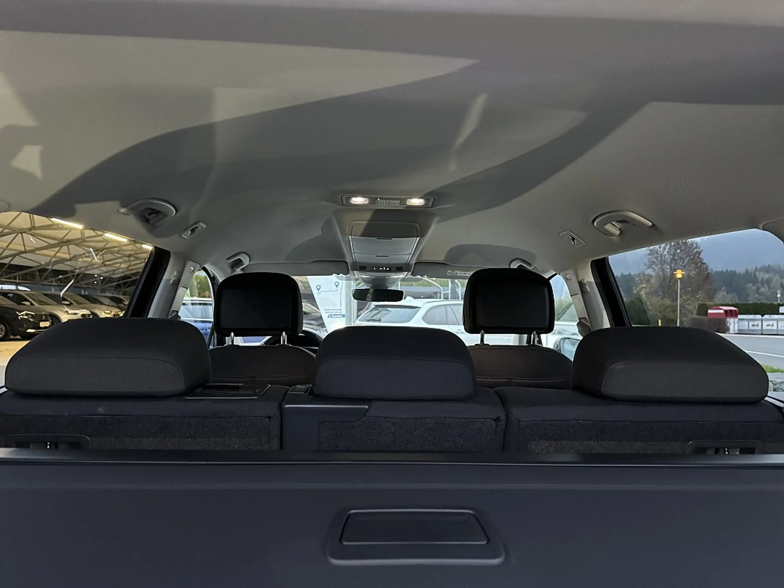 Volkswagen - Tiguan Allspace