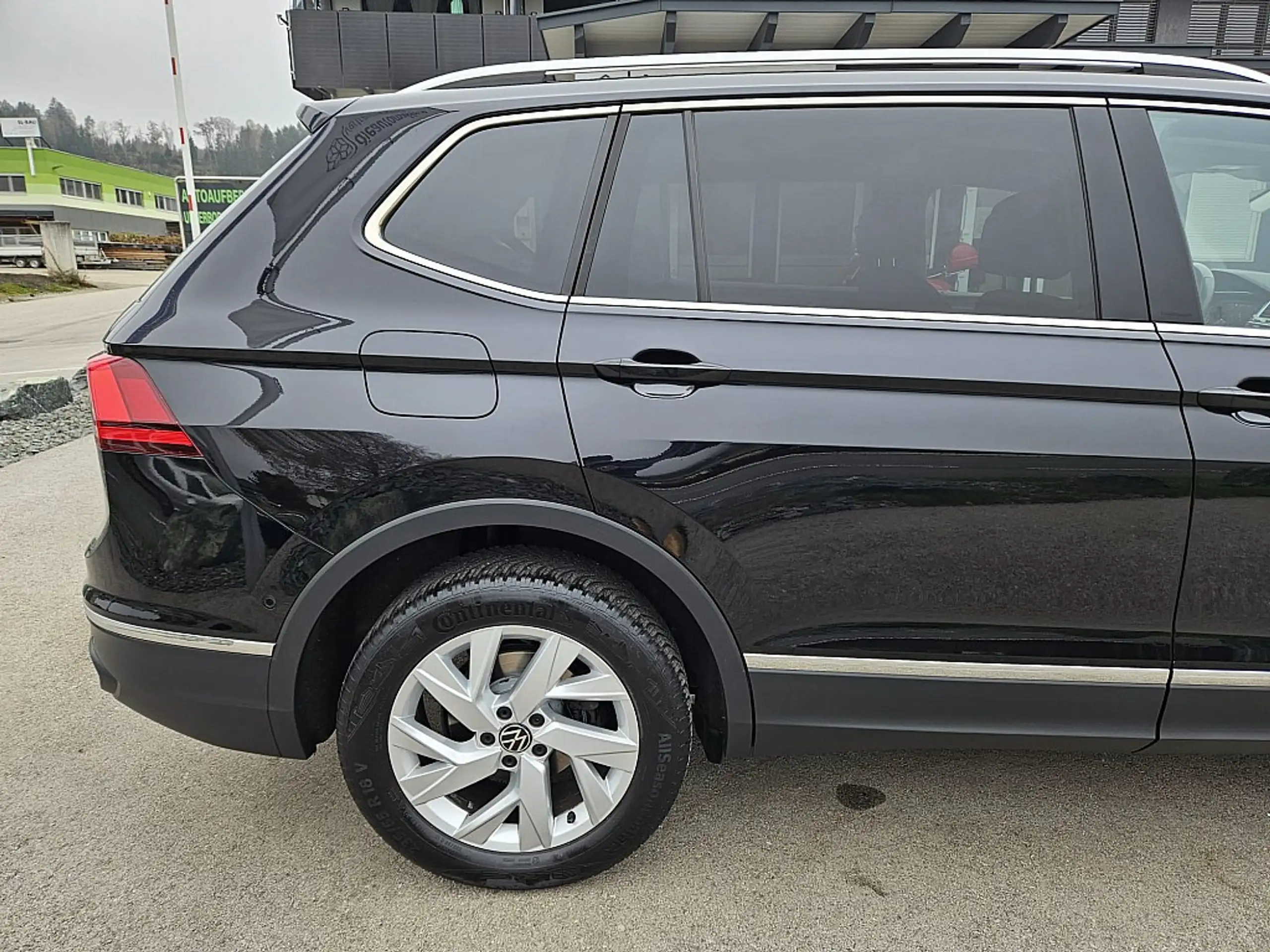 Volkswagen - Tiguan Allspace