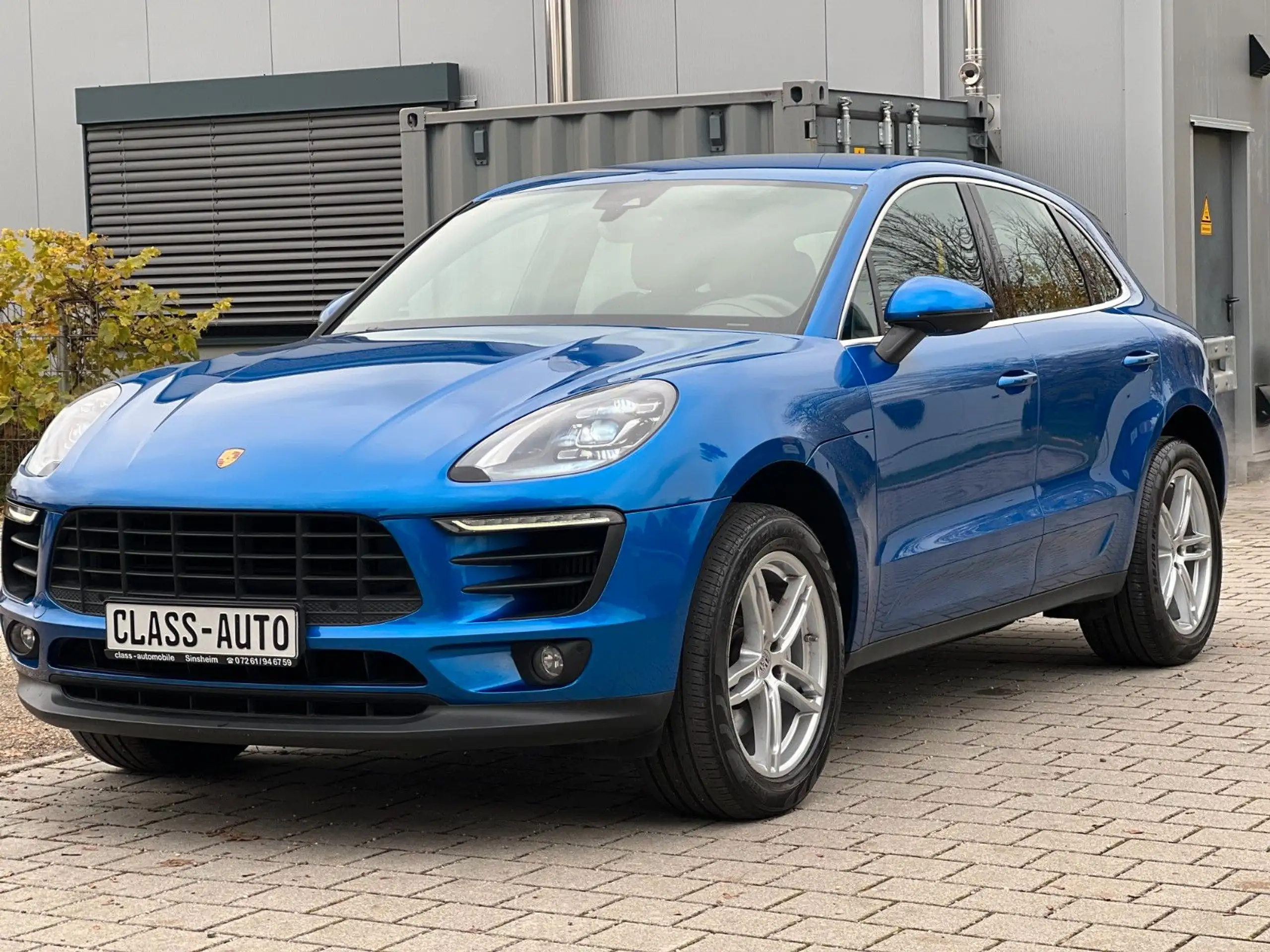 Porsche - Macan