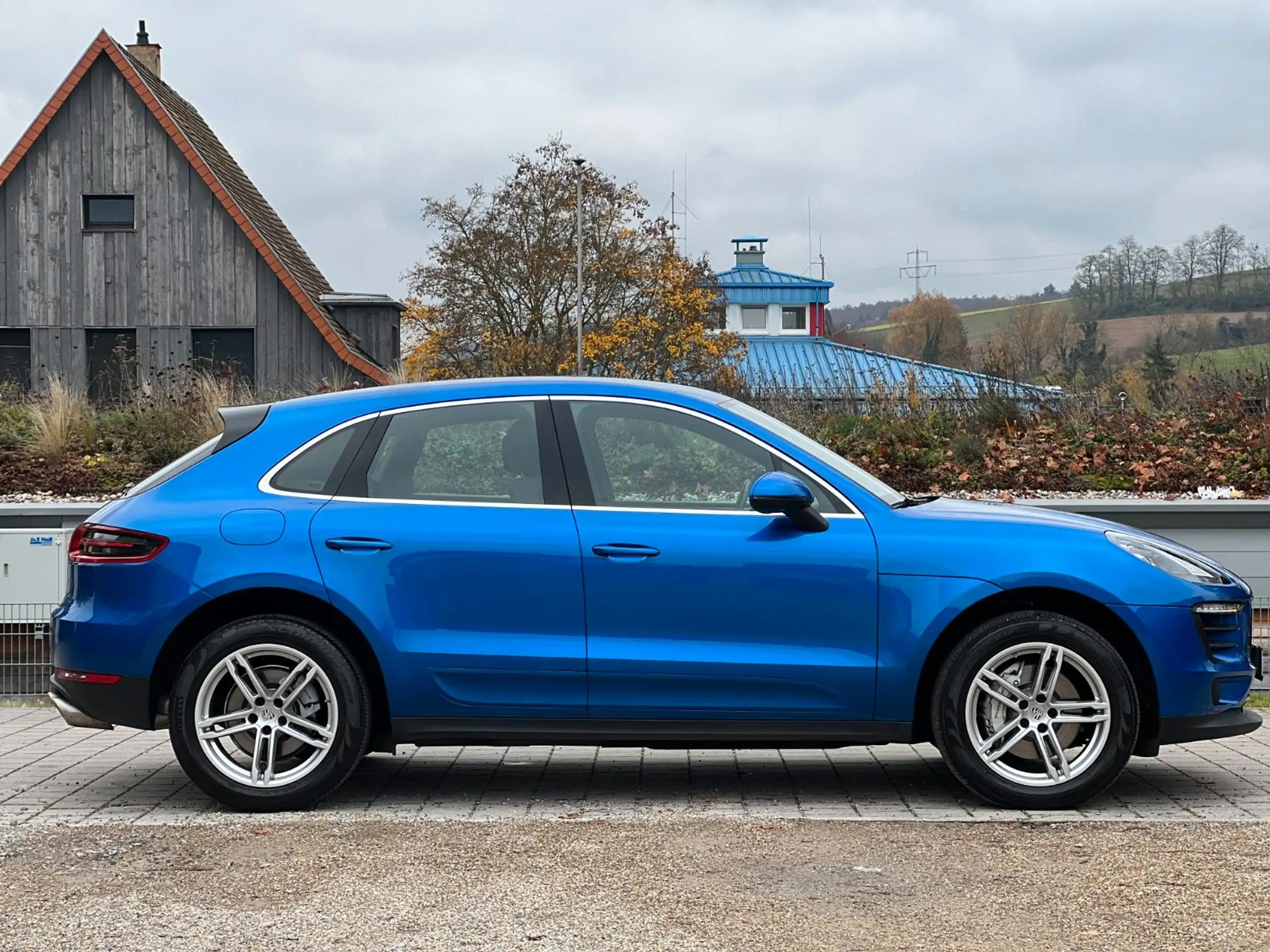 Porsche - Macan