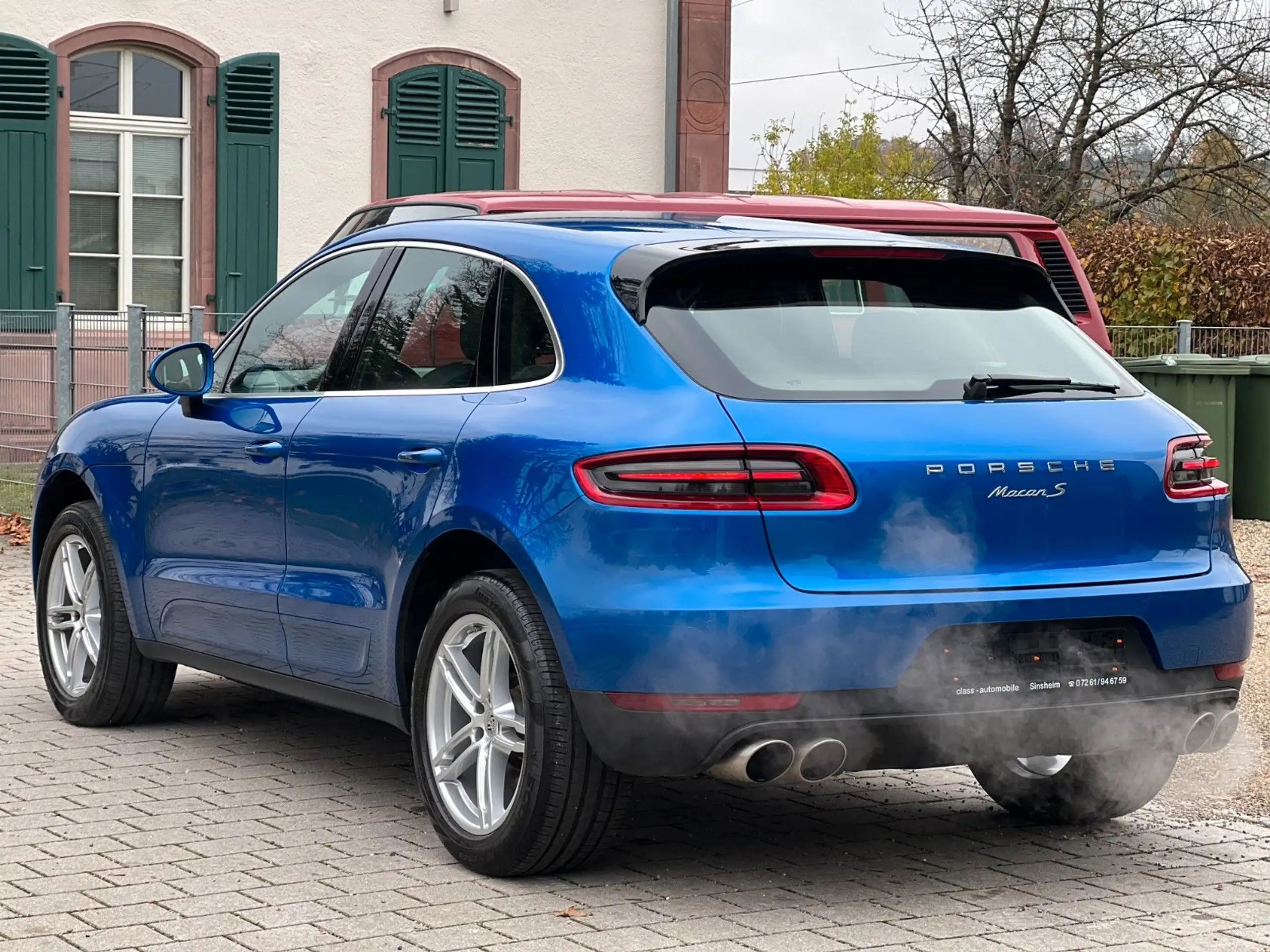 Porsche - Macan