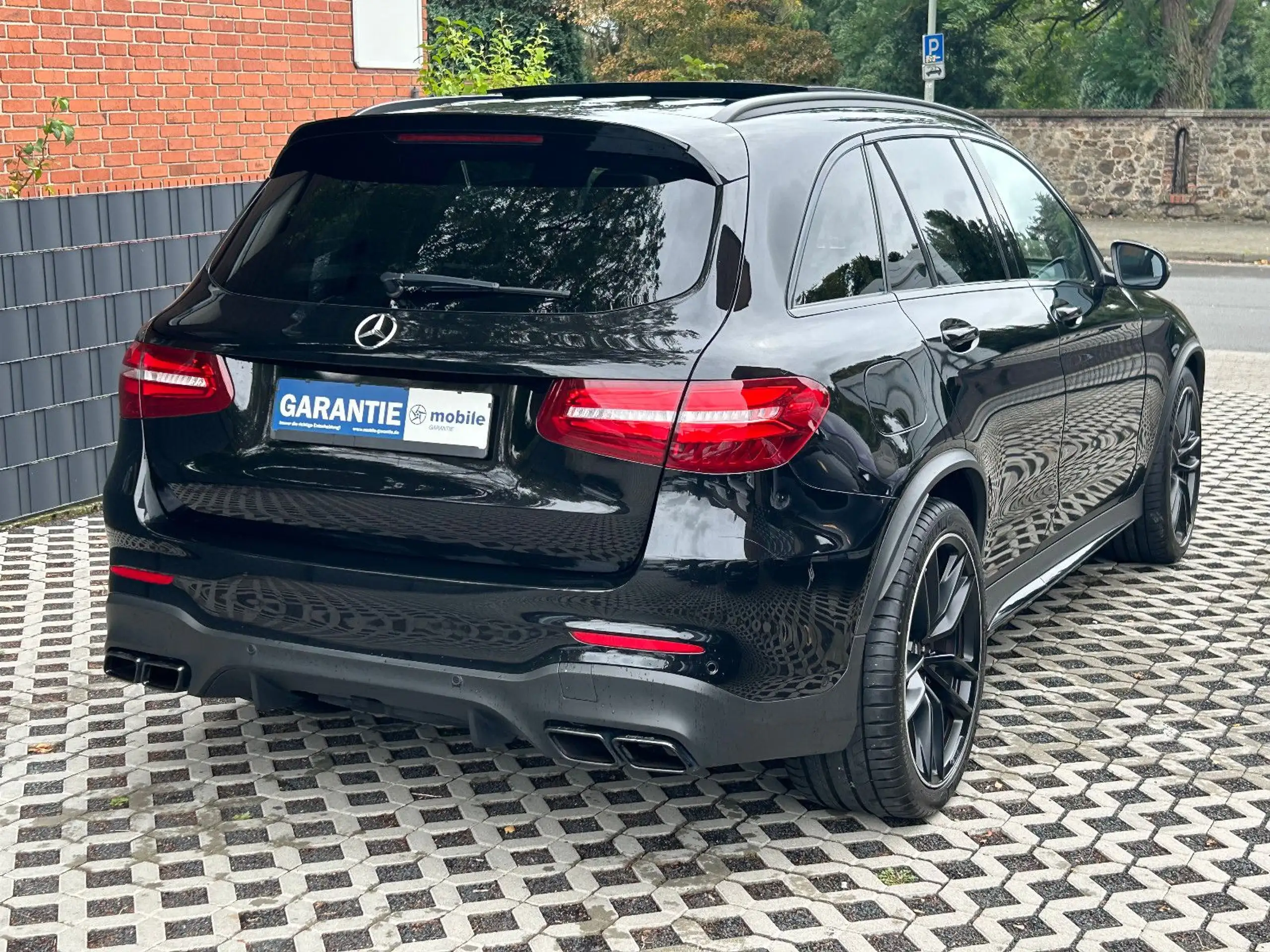 Mercedes-Benz - GLC 63 AMG