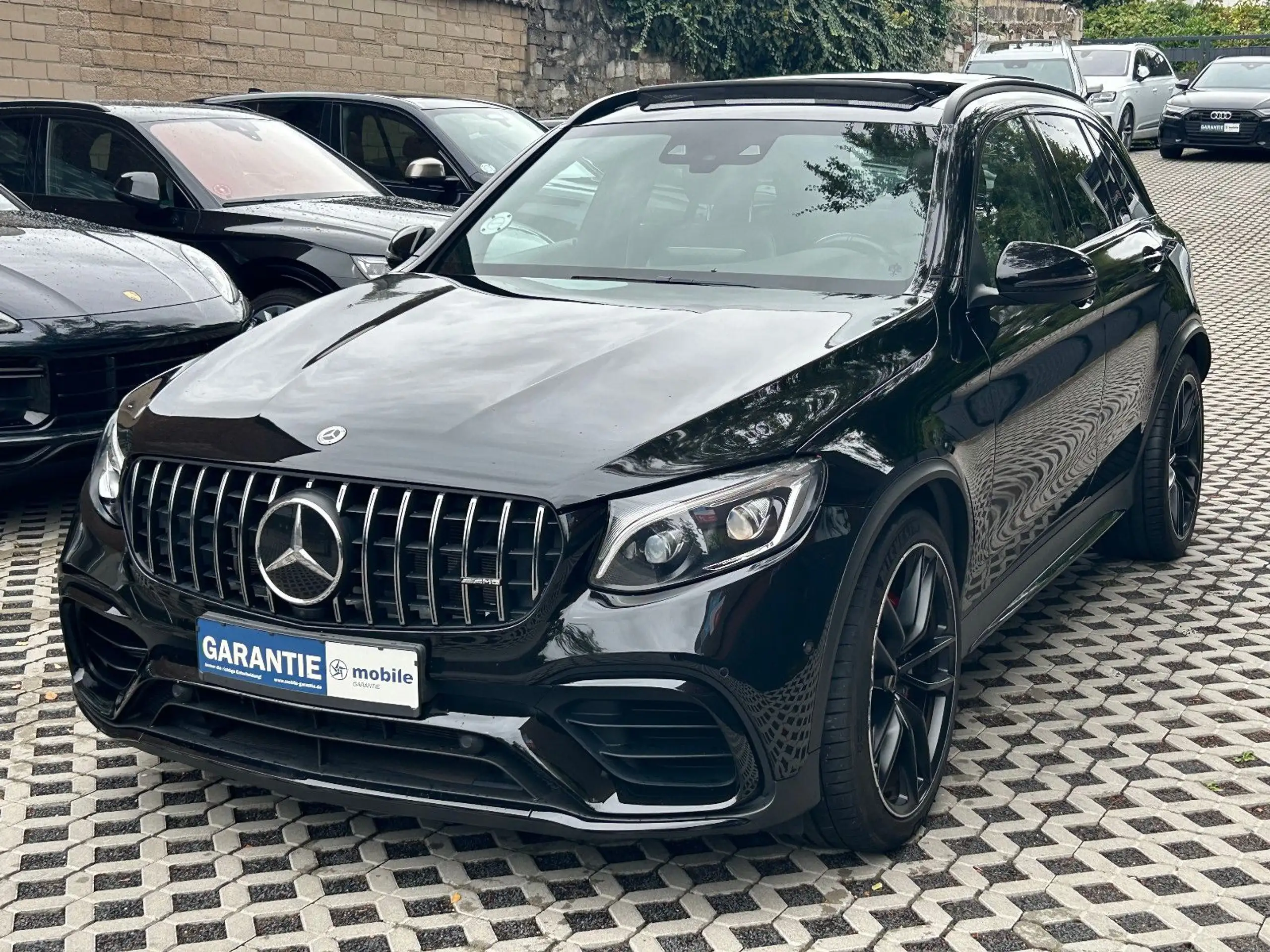 Mercedes-Benz - GLC 63 AMG