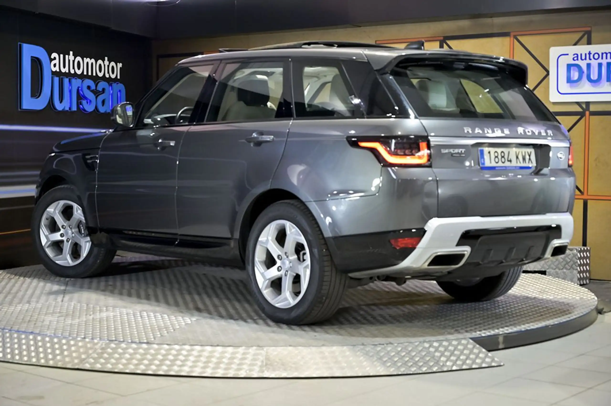 Land Rover - Range Rover Sport