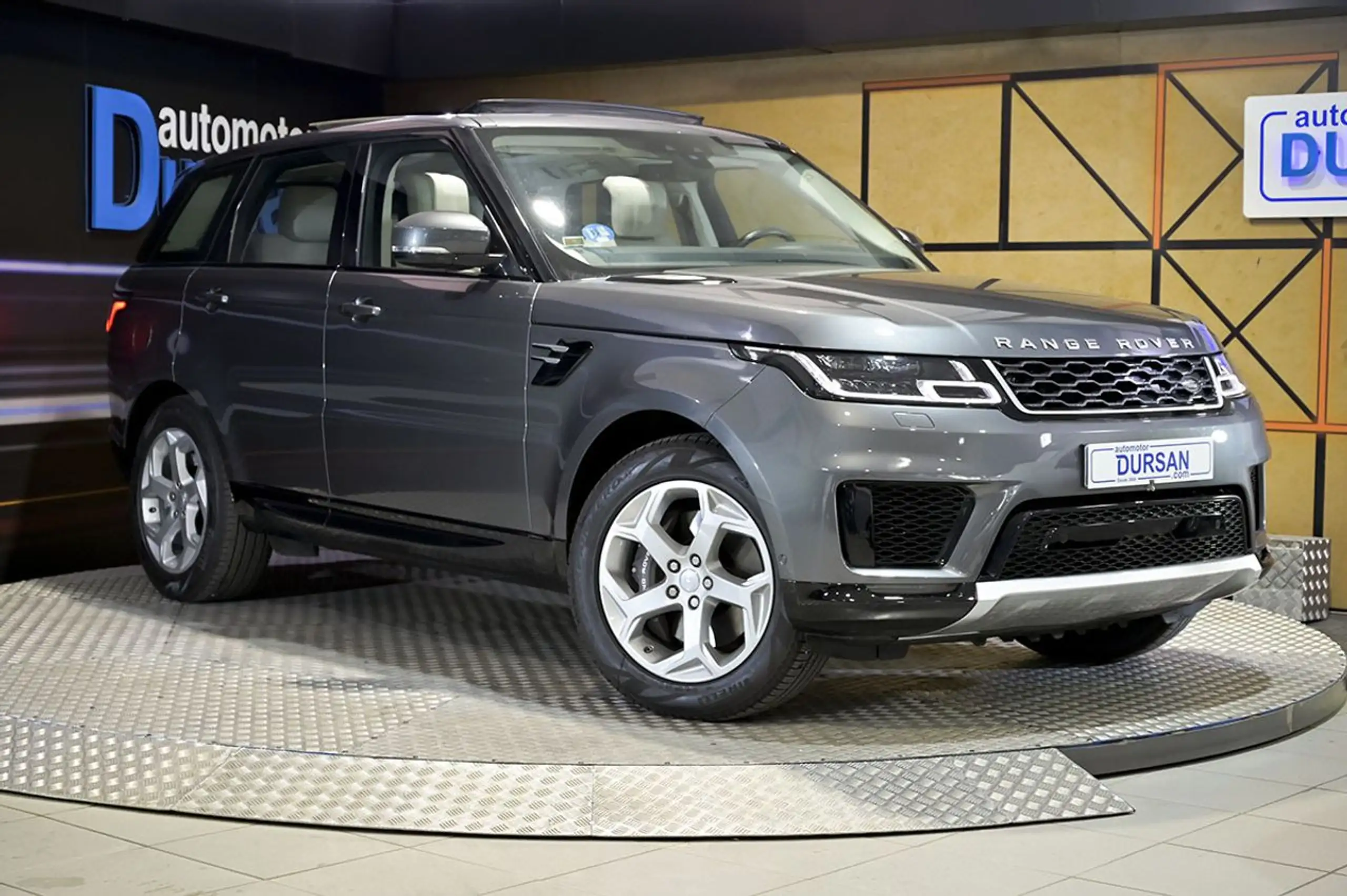 Land Rover - Range Rover Sport