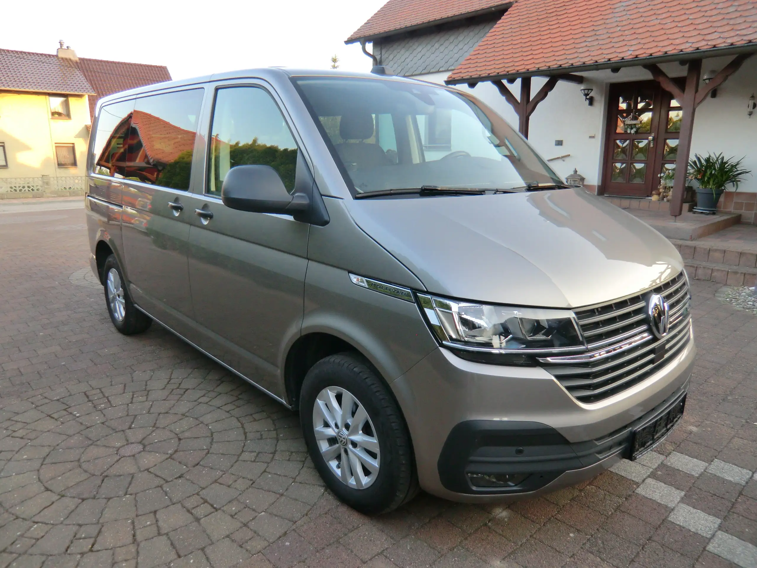 Volkswagen - T6.1 Multivan